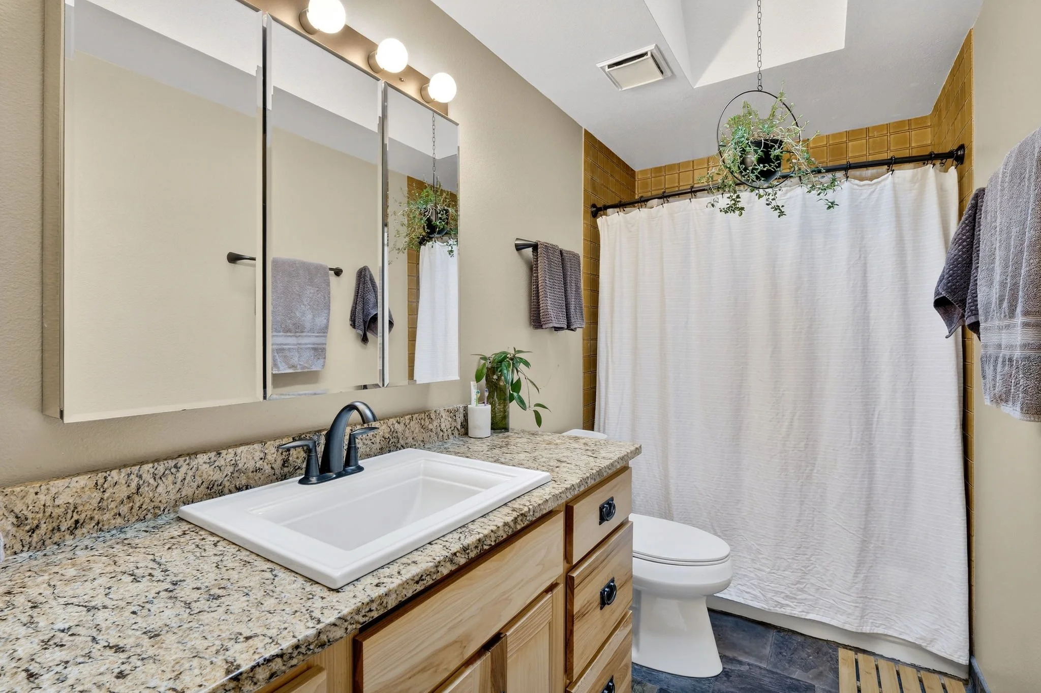 10015 SW 53rd Ave-32.jpg