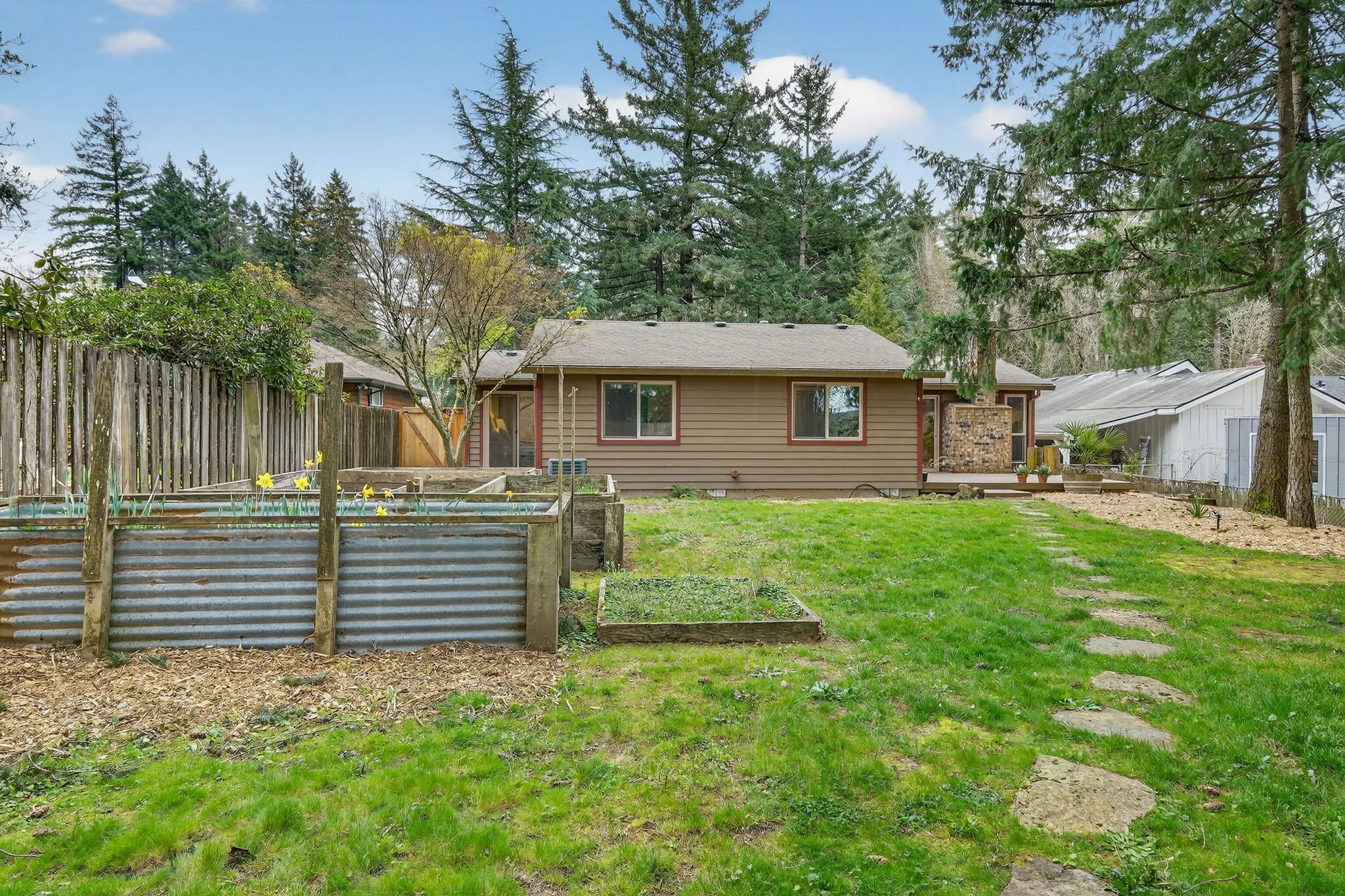 10015 SW 53rd Ave-39.jpg