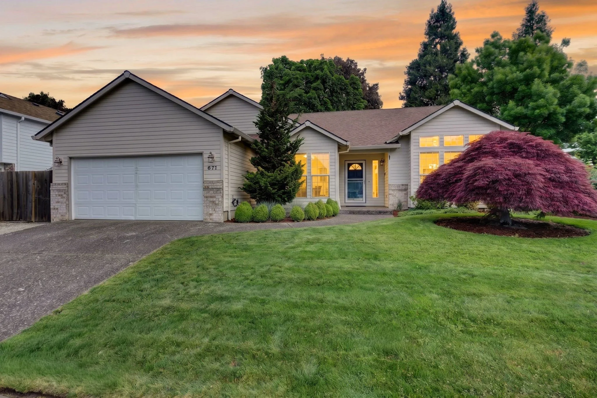 671 NE Maryann Ct-Twilight.jpg
