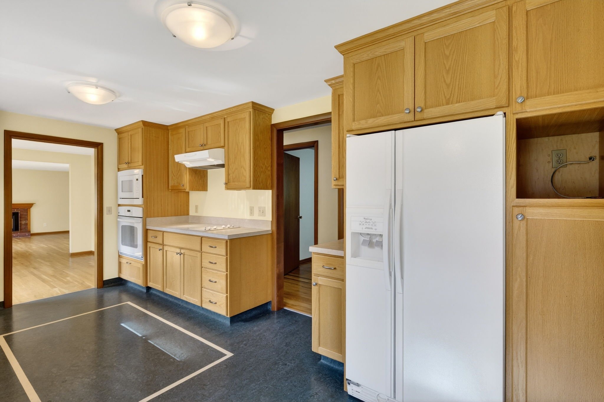 1685 SW 87th Ave-18.jpg