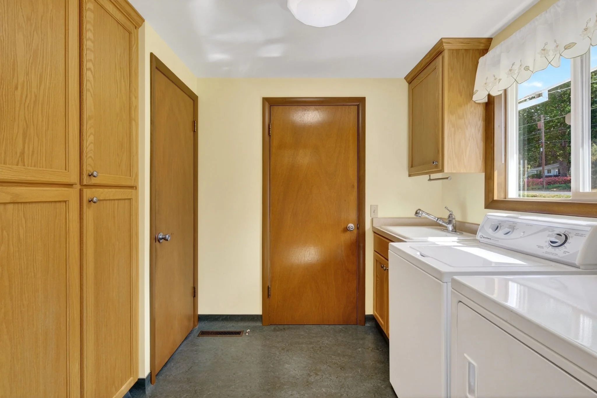 1685 SW 87th Ave-35.jpg