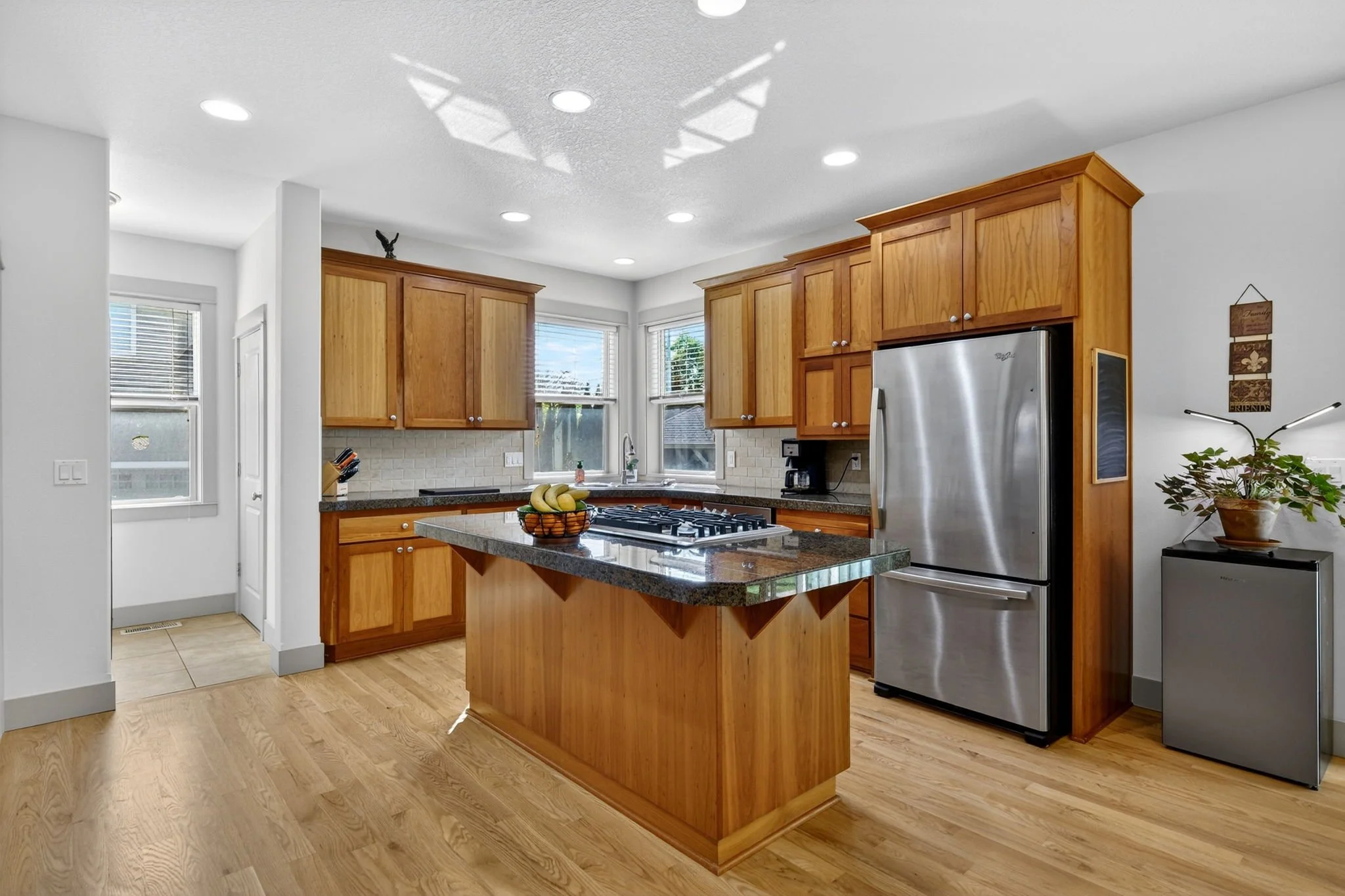 10950 NW Cami Pl-24.jpg