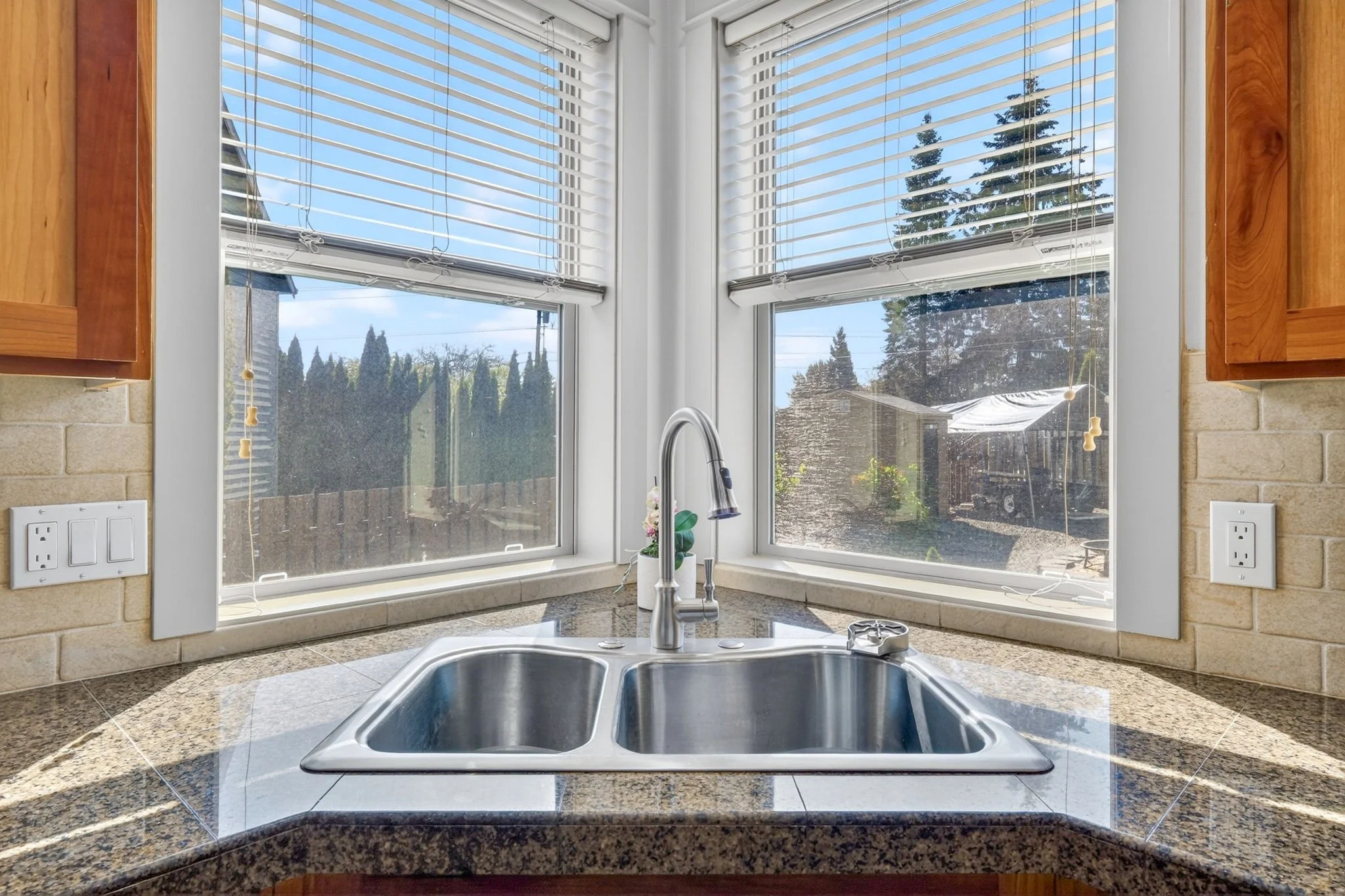 10950 NW Cami Pl-26.jpg