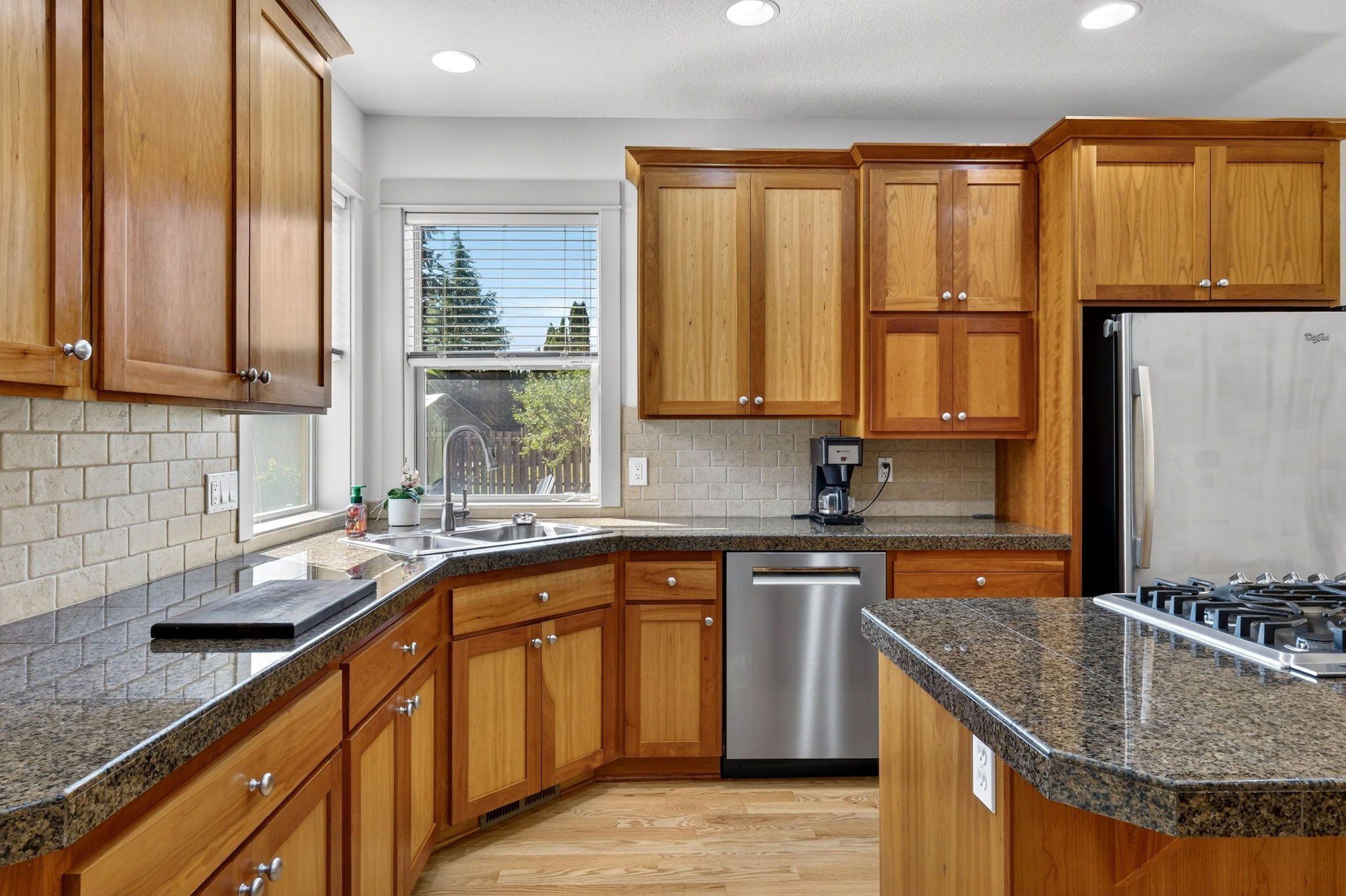 10950 NW Cami Pl-27.jpg