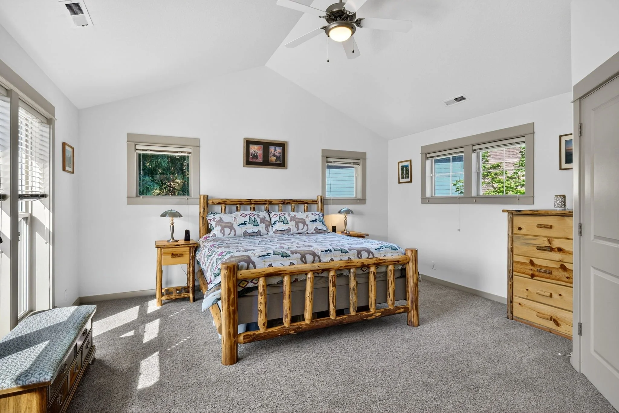 10950 NW Cami Pl-33.jpg