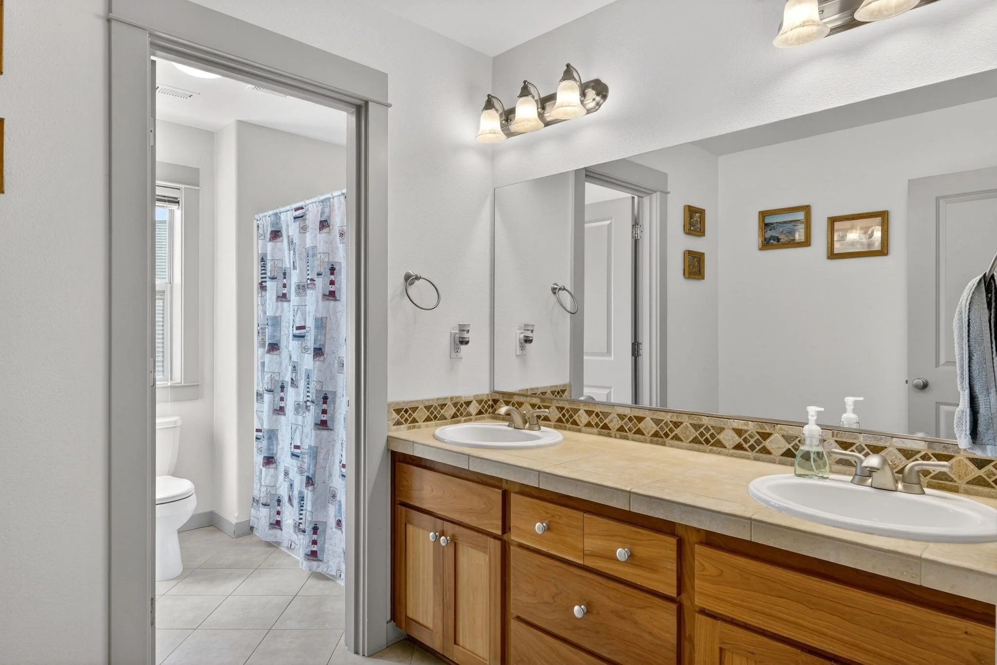 10950 NW Cami Pl-44.jpg