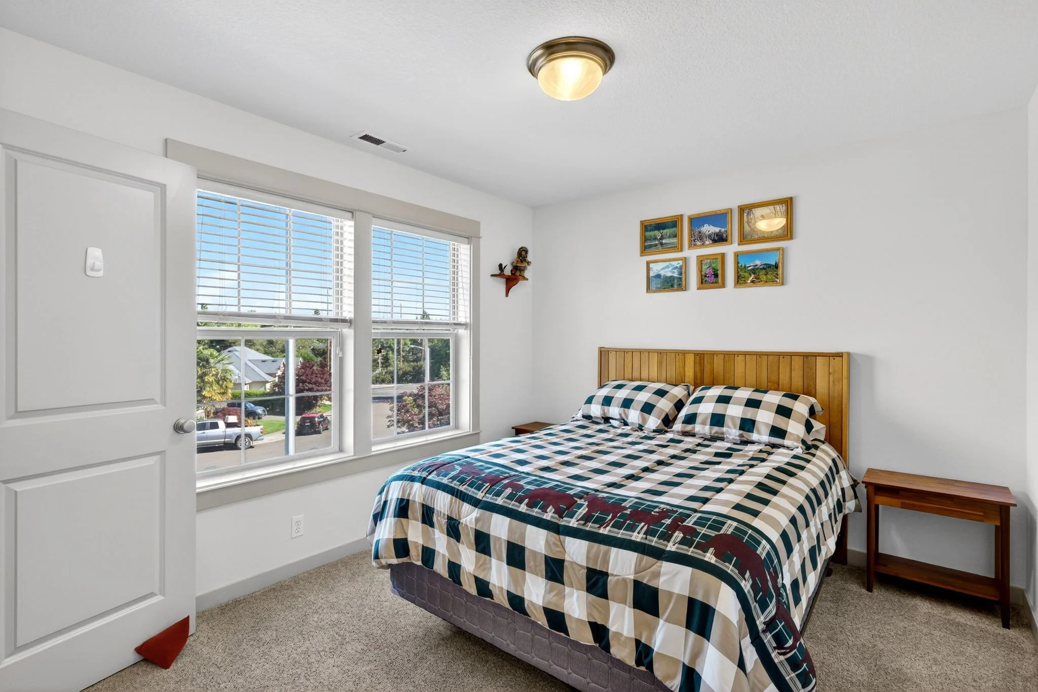 10950 NW Cami Pl-46.jpg