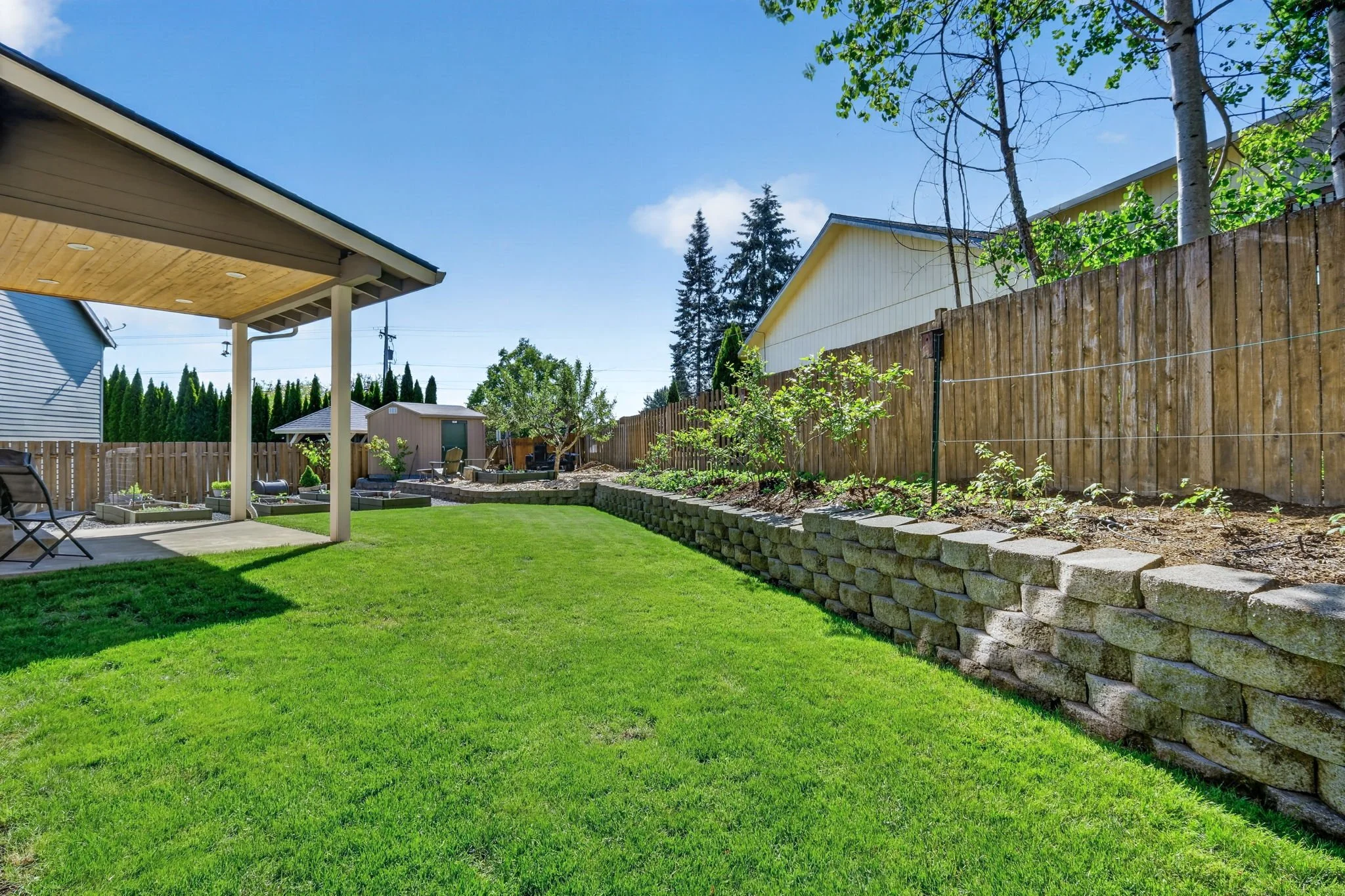 10950 NW Cami Pl-53.jpg
