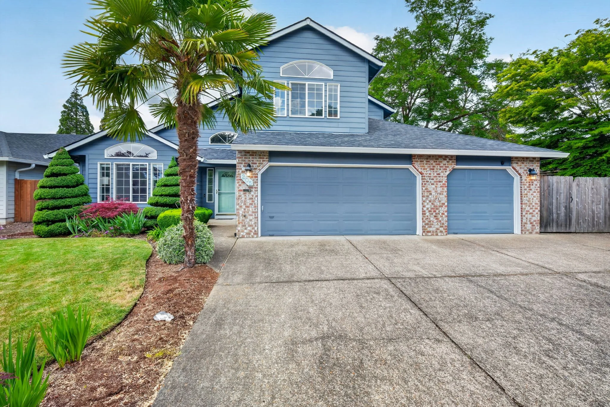 205 NE Milne Rd-4.jpg