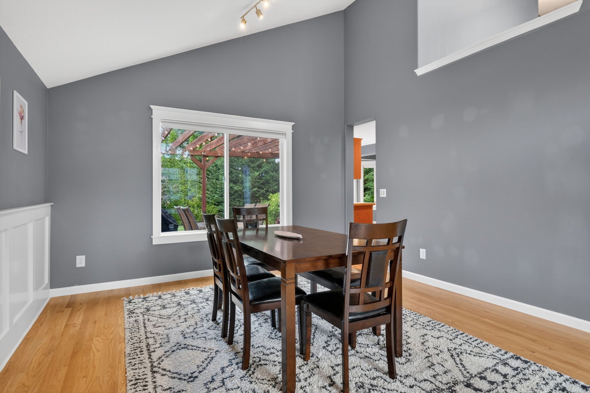 205 NE Milne Rd-14.jpg
