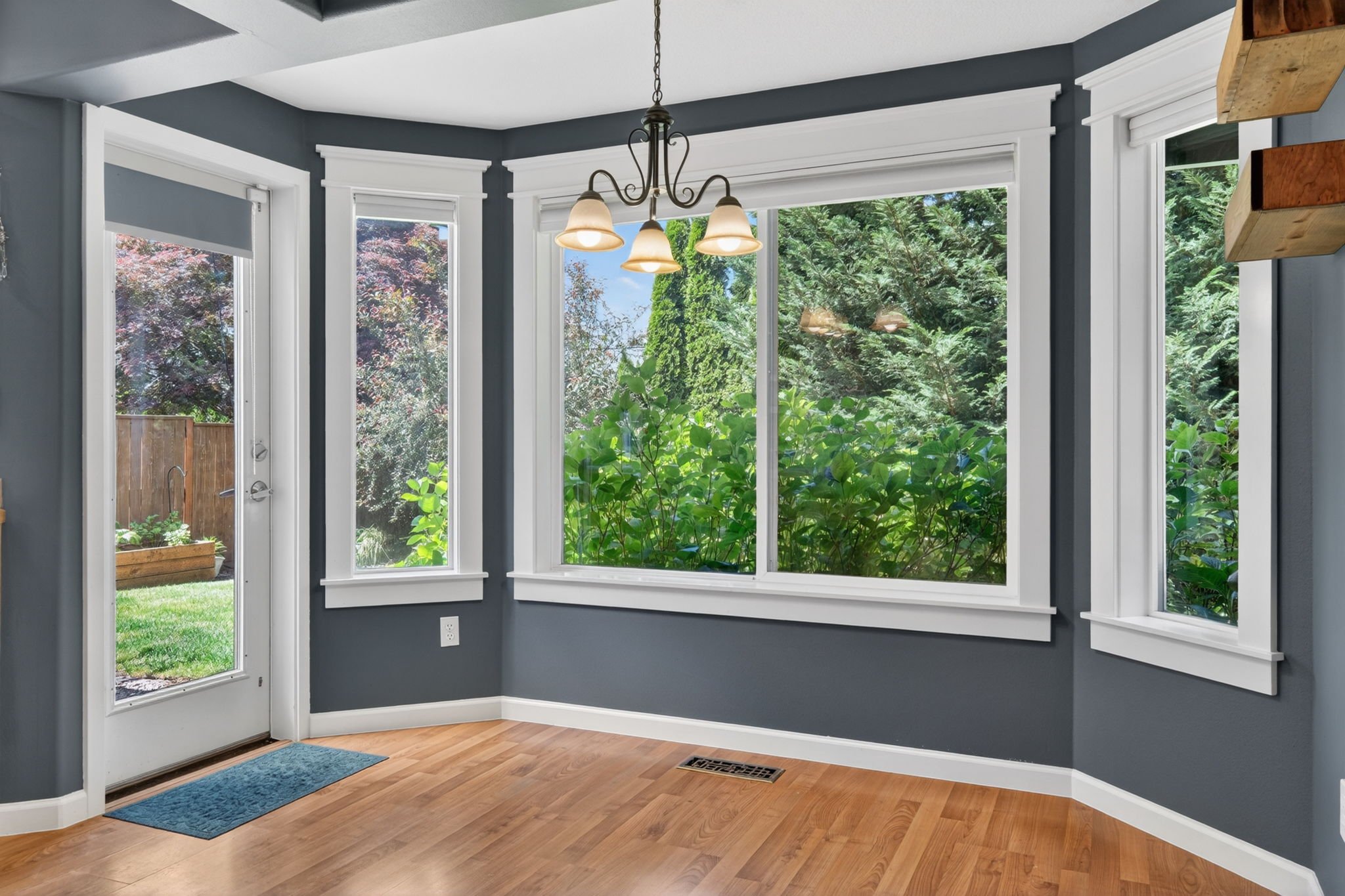 205 NE Milne Rd-20.jpg