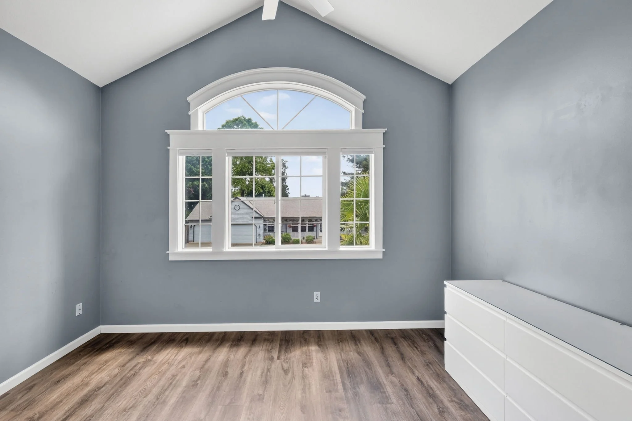 205 NE Milne Rd-34.jpg
