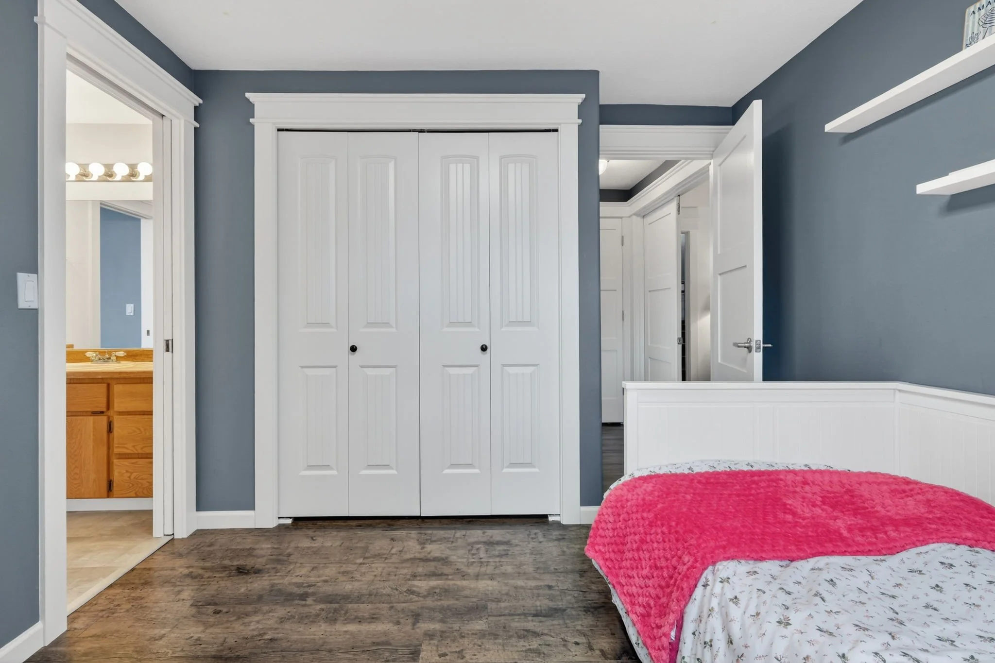 205 NE Milne Rd-39.jpg