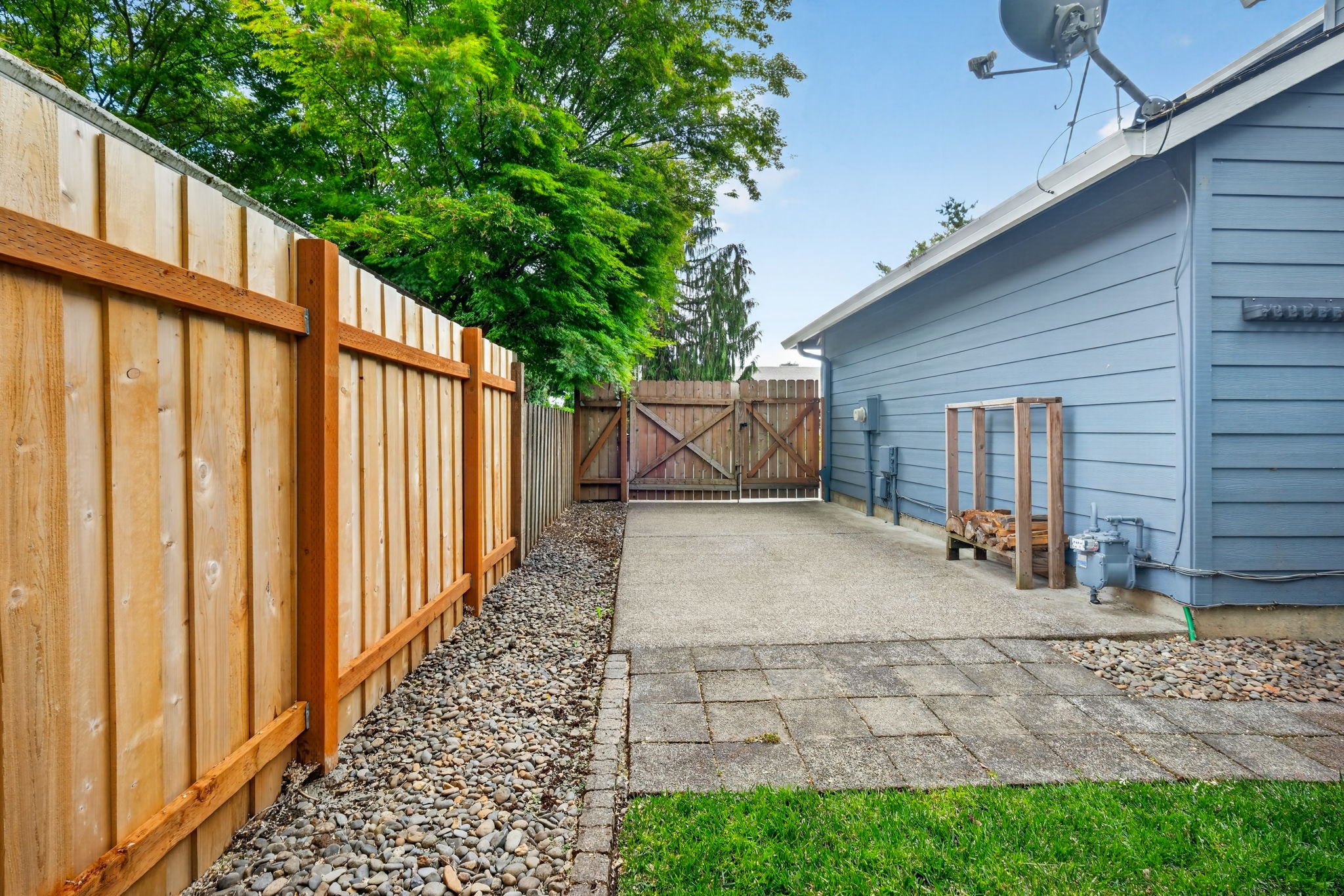 205 NE Milne Rd-48.jpg