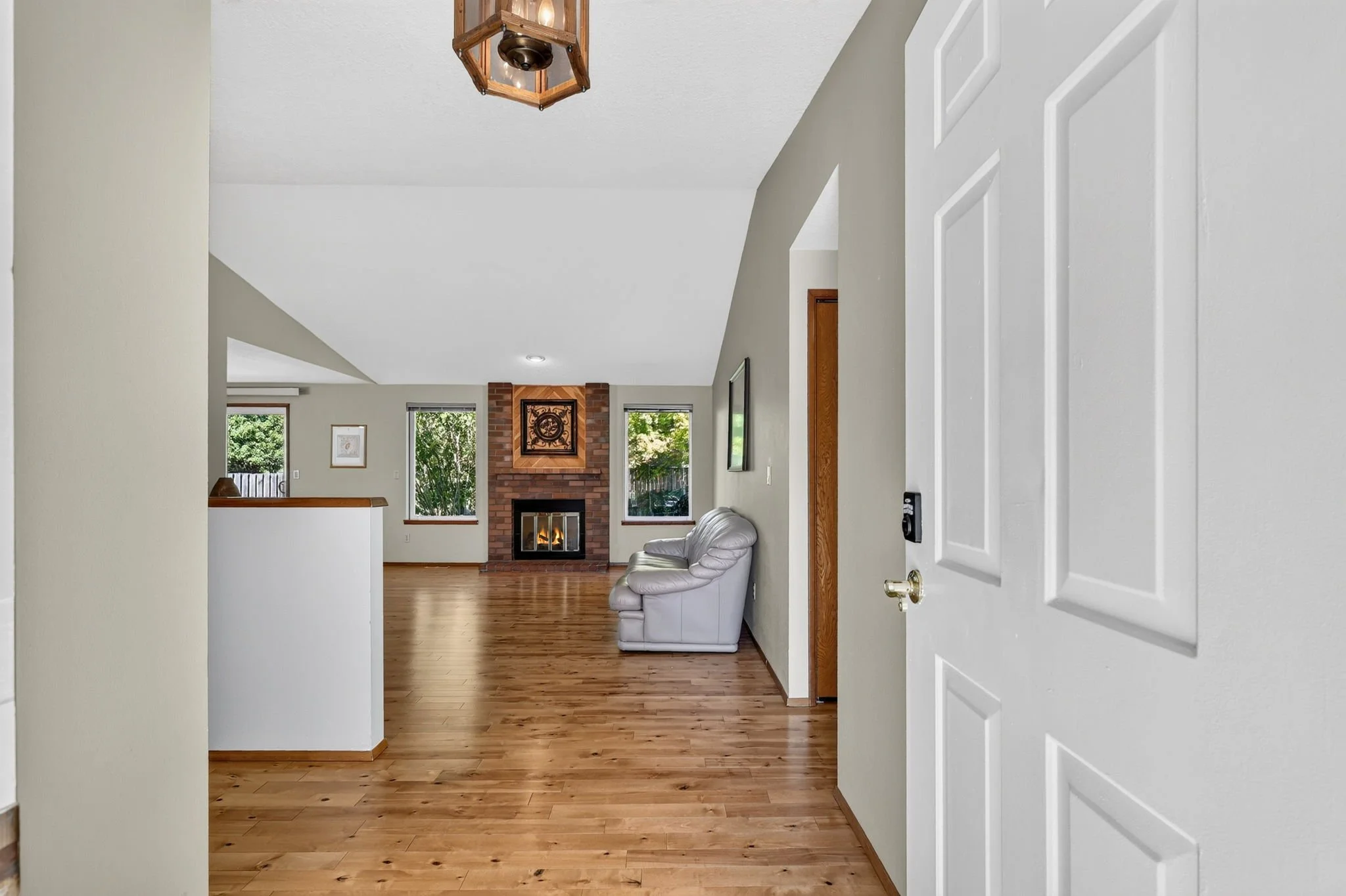 1561 SE Anthony St-8.jpg