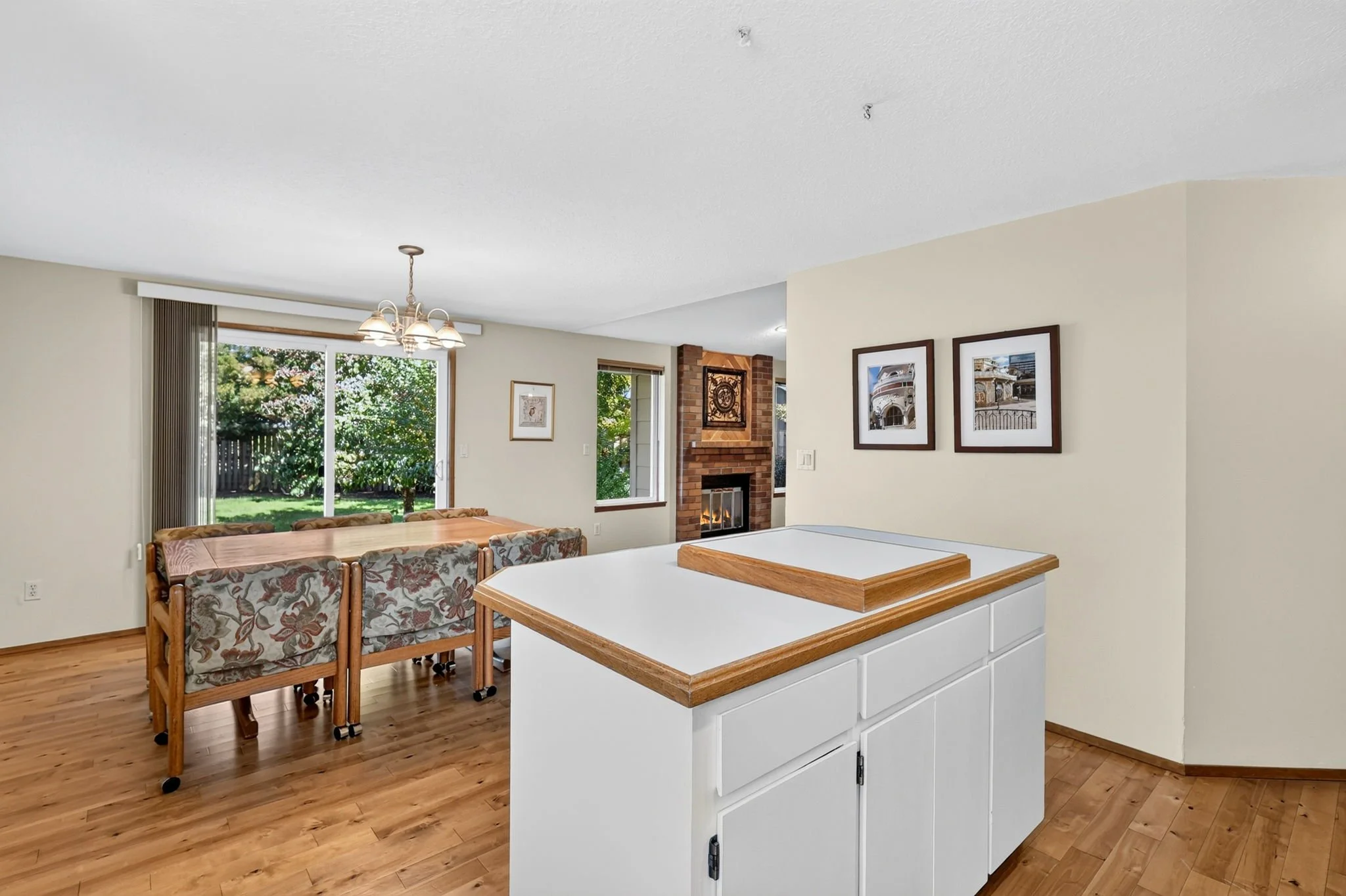 1561 SE Anthony St-25.jpg