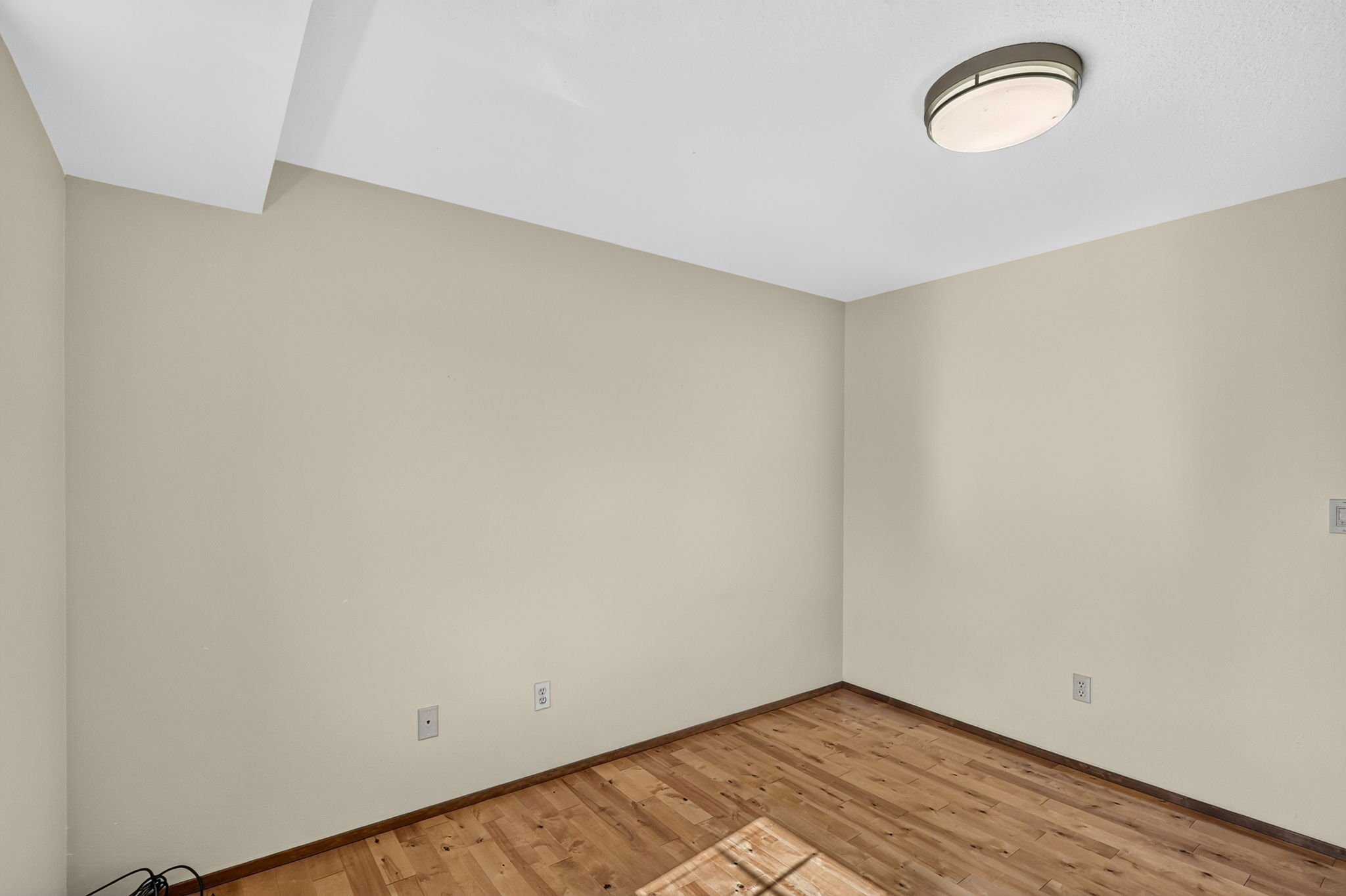 1561 SE Anthony St-36.jpg