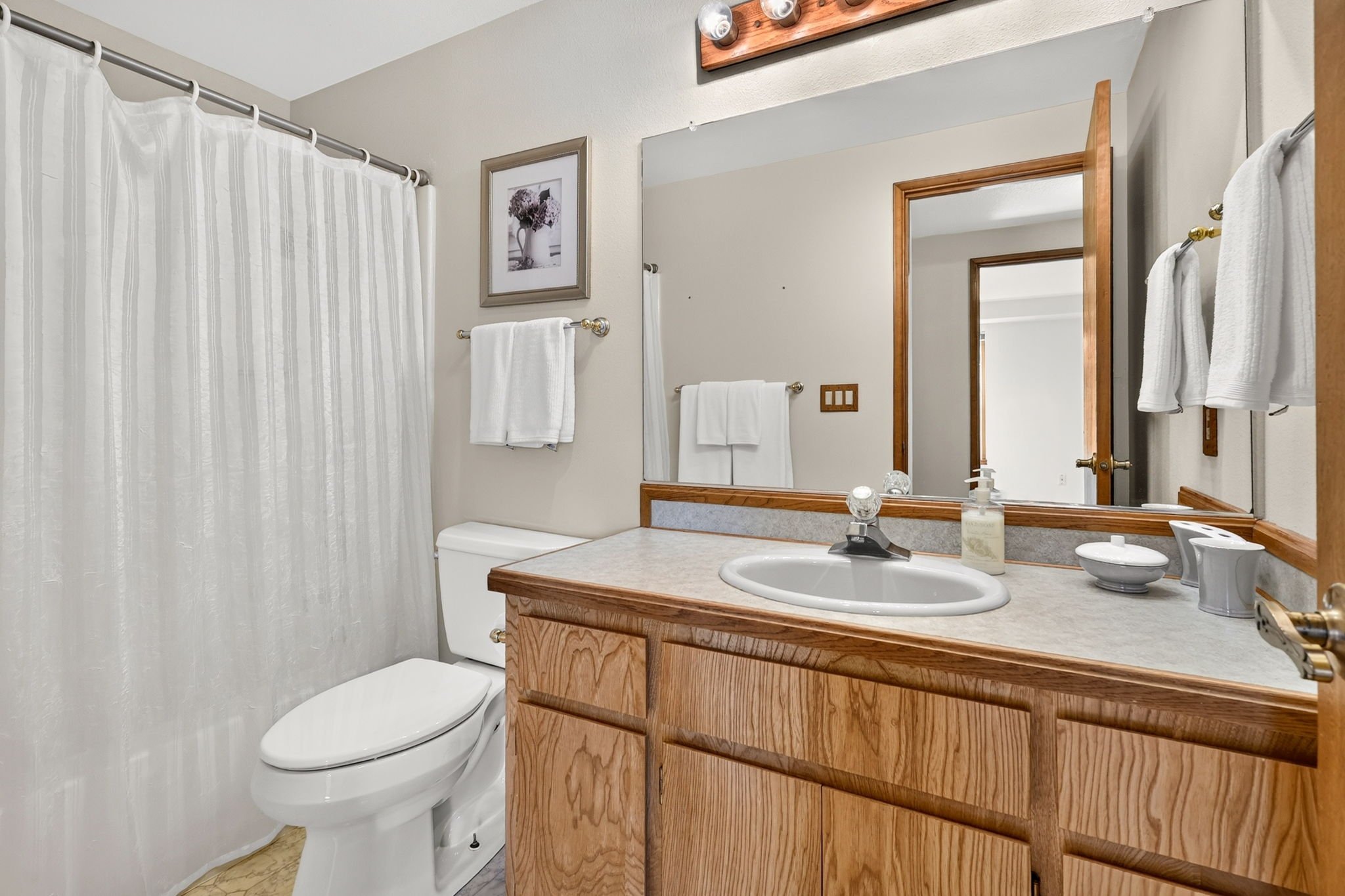 1561 SE Anthony St-37.jpg