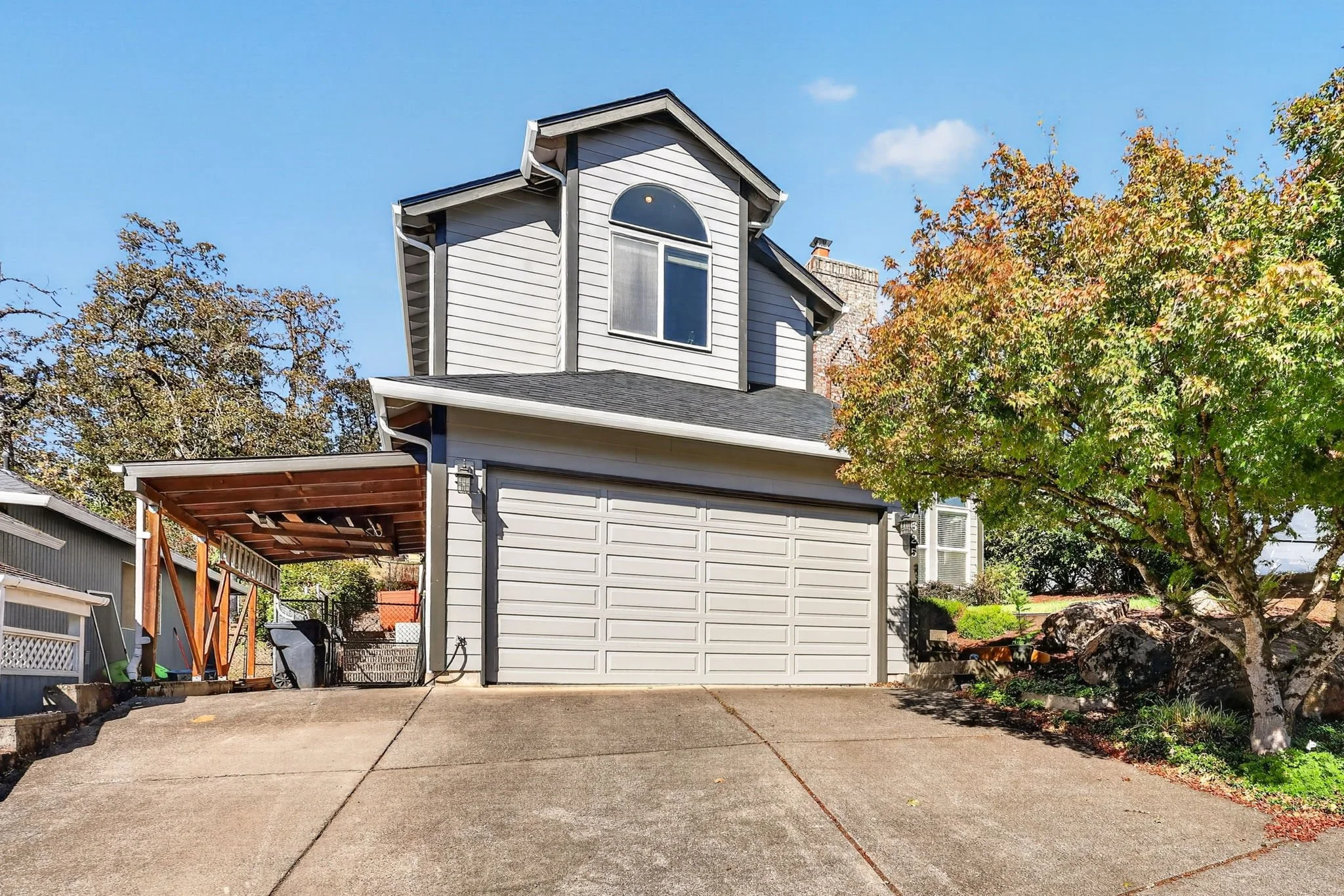 7625 Ridgewood Dr-1c.jpg