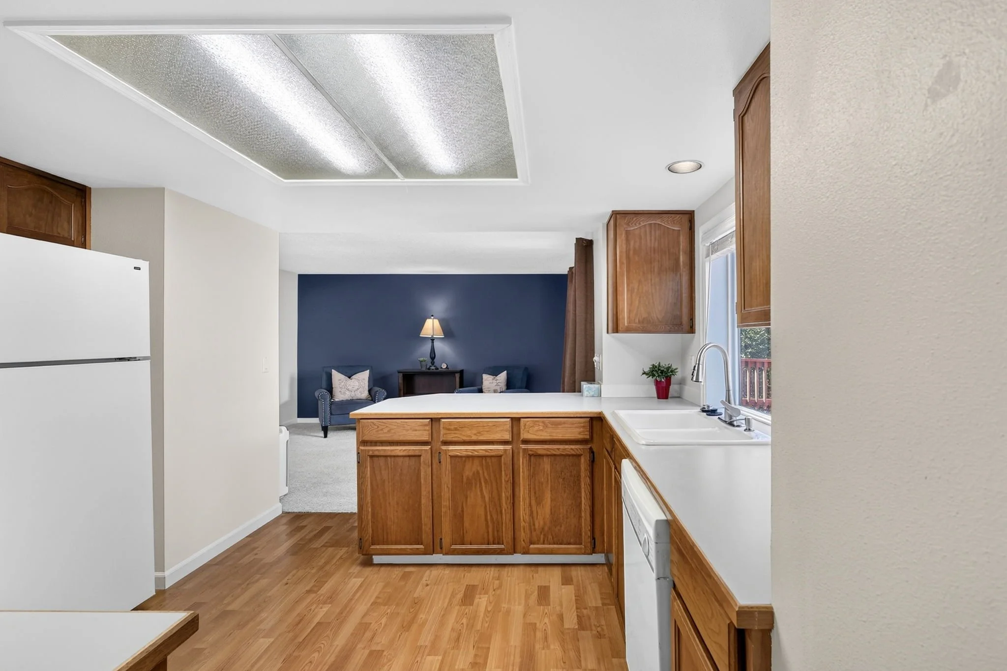 7625 Ridgewood Dr-23.jpg