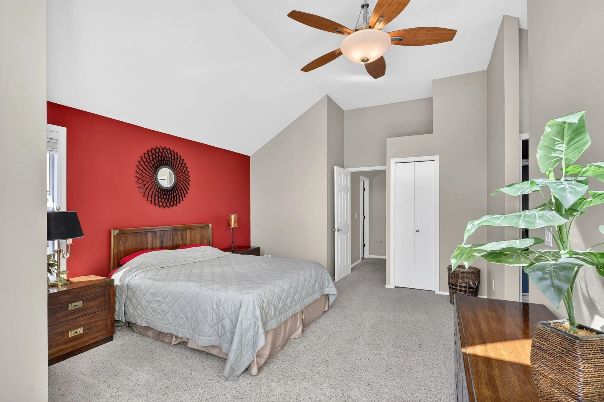 7625 Ridgewood Dr-28.jpg