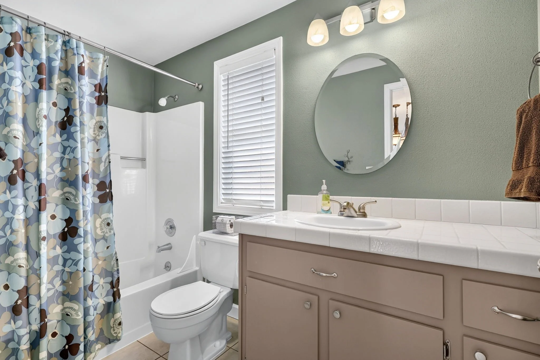 7625 Ridgewood Dr-34.jpg