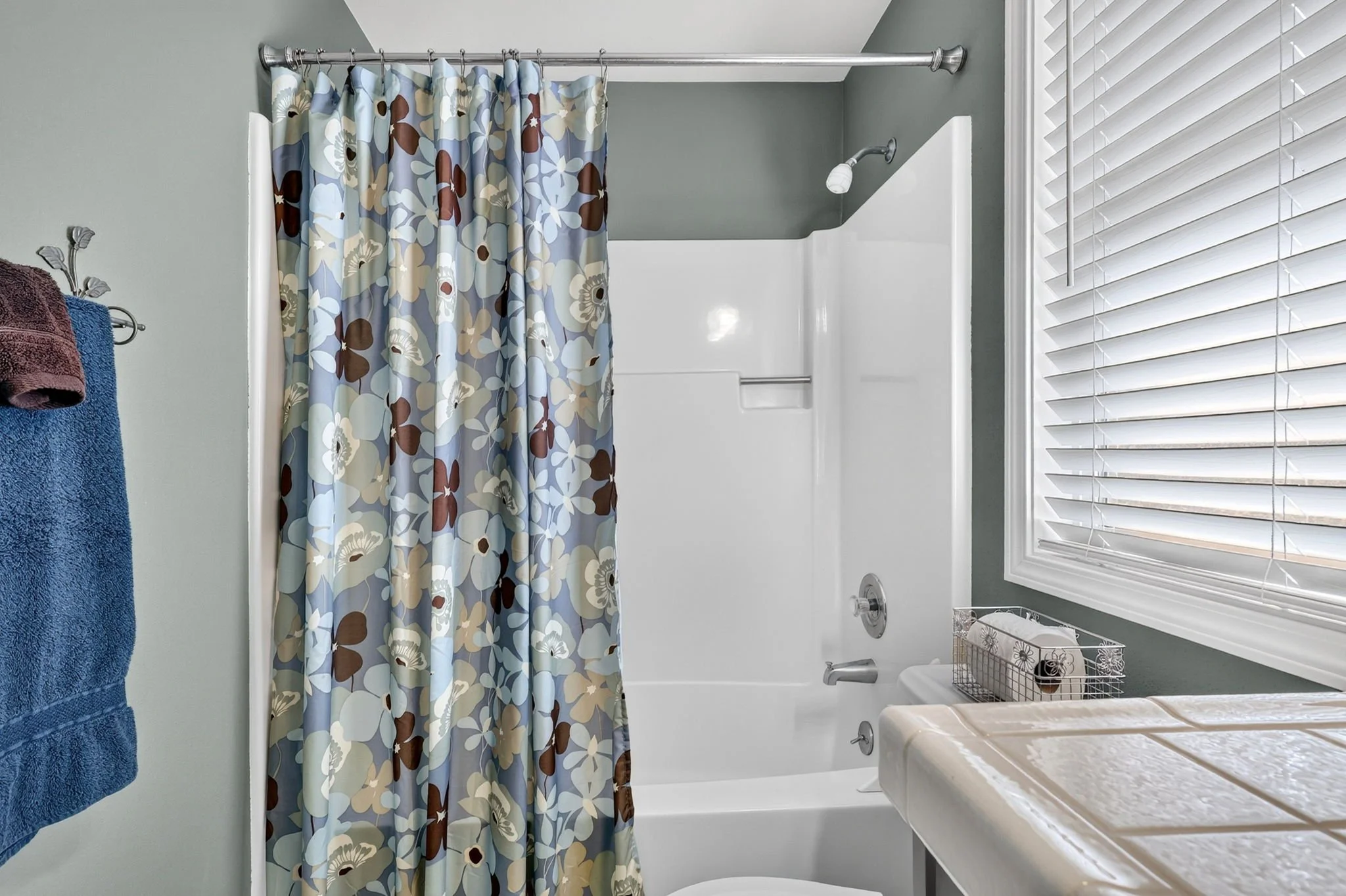 7625 Ridgewood Dr-35.jpg