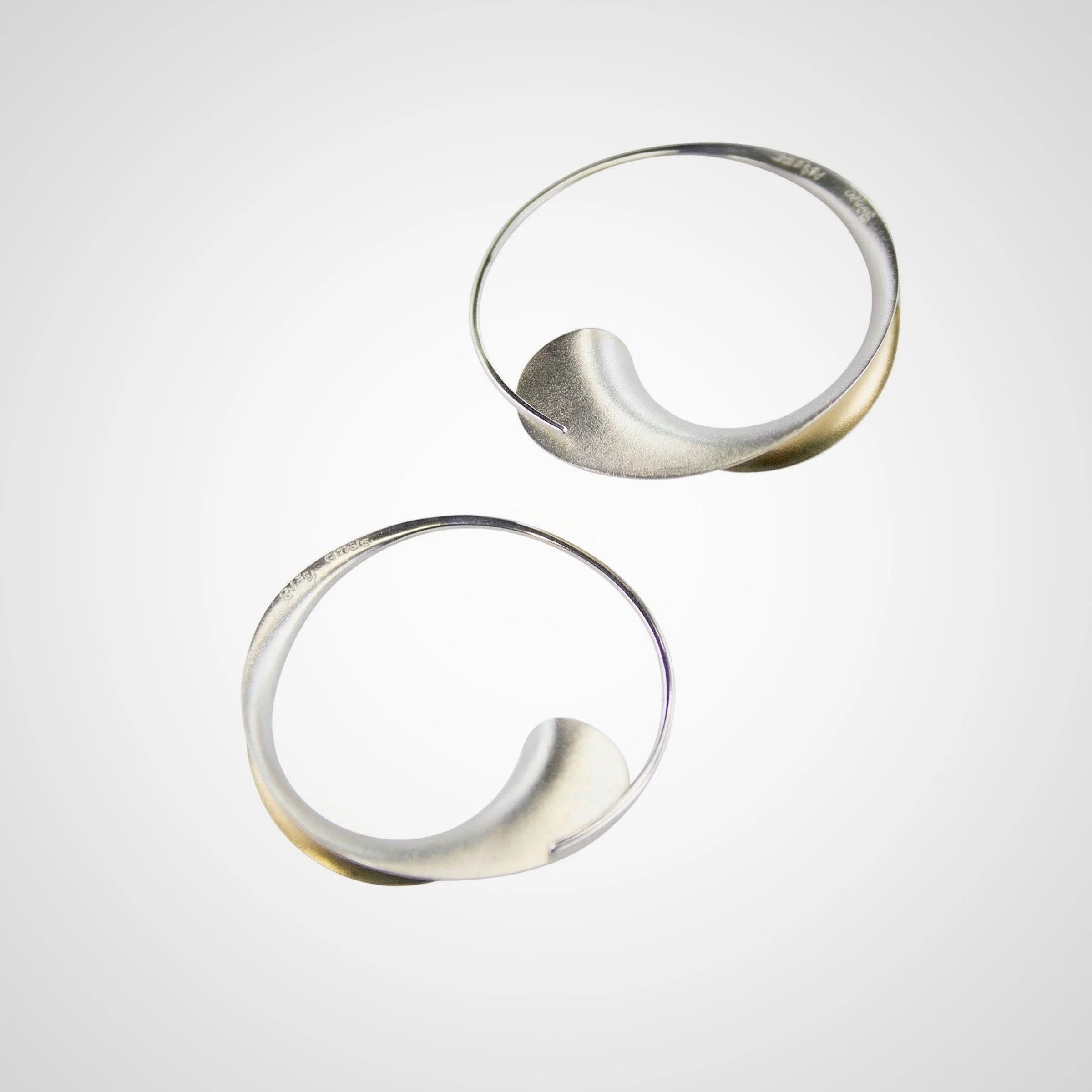 bimetal flames hoop back 24.jpeg