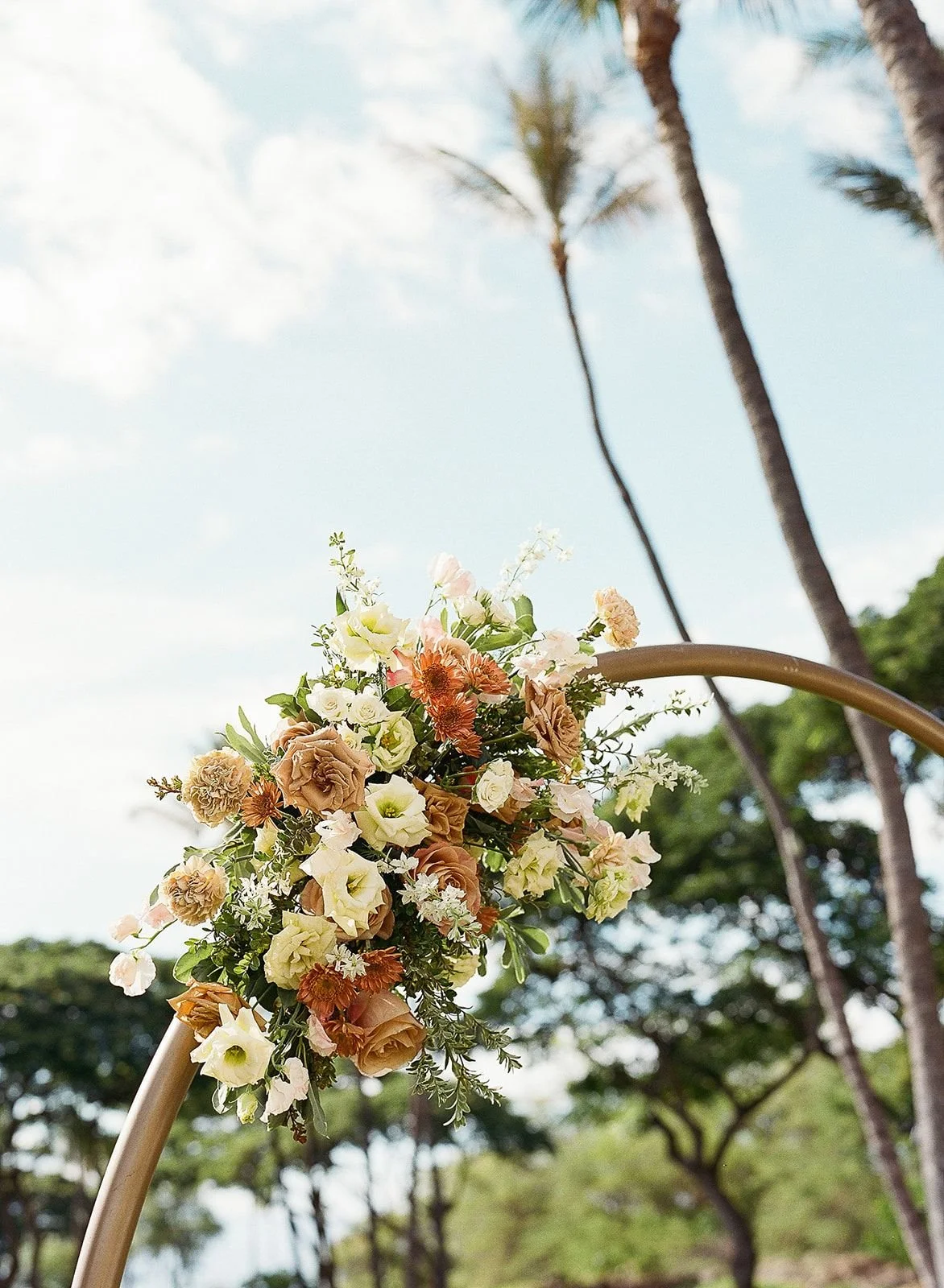 mauiweddingflorist_gatheronmaui.jpeg