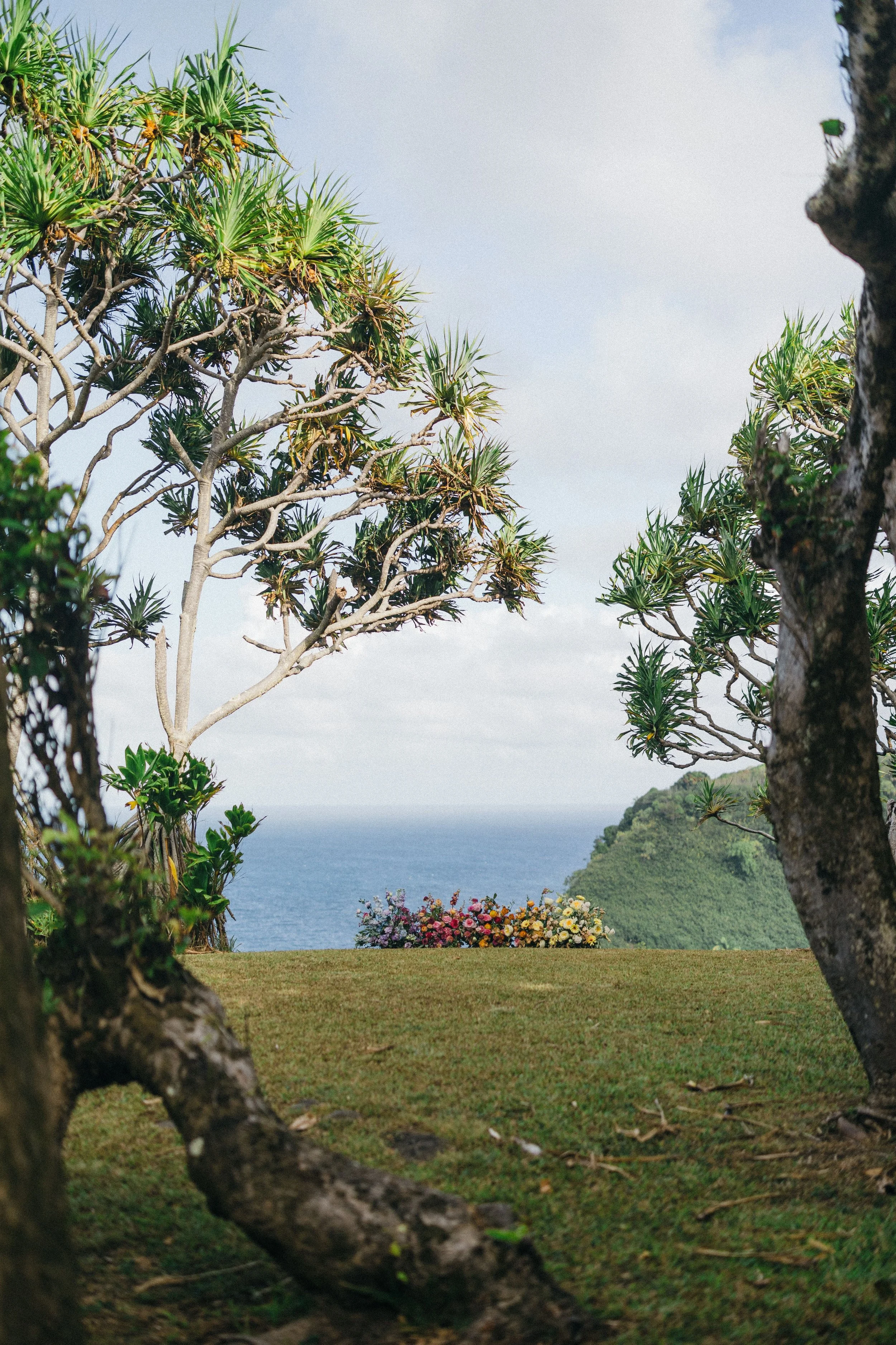 mauiweddingflorist_floralette.jpeg