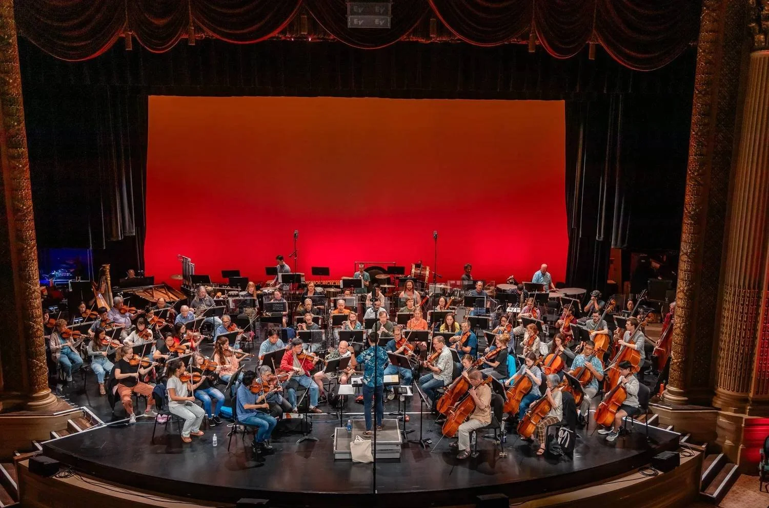 How an Orchestra Prepares for a Concert: Behind the Scenes with the HSO