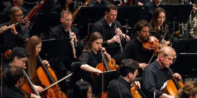 Pairing Taste and Sound: The Ultimate Guide to Dinner and a Concert in Honolulu
