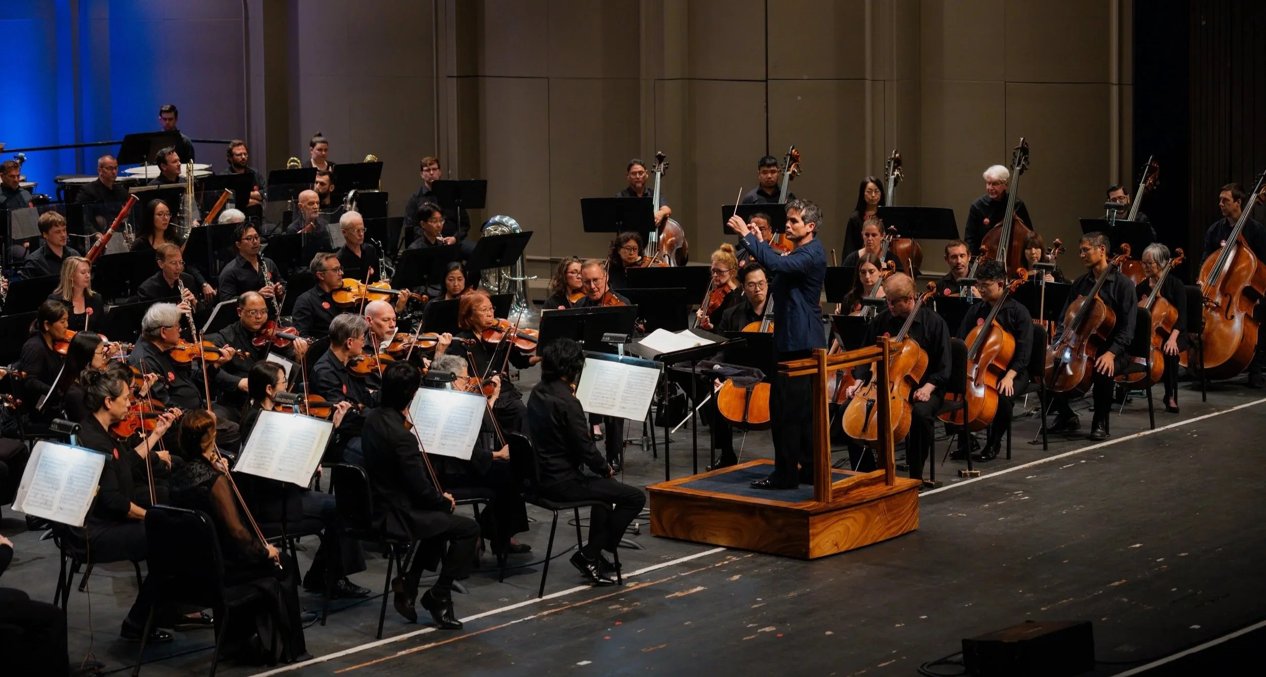Full Hawaii Symphony Orchestra