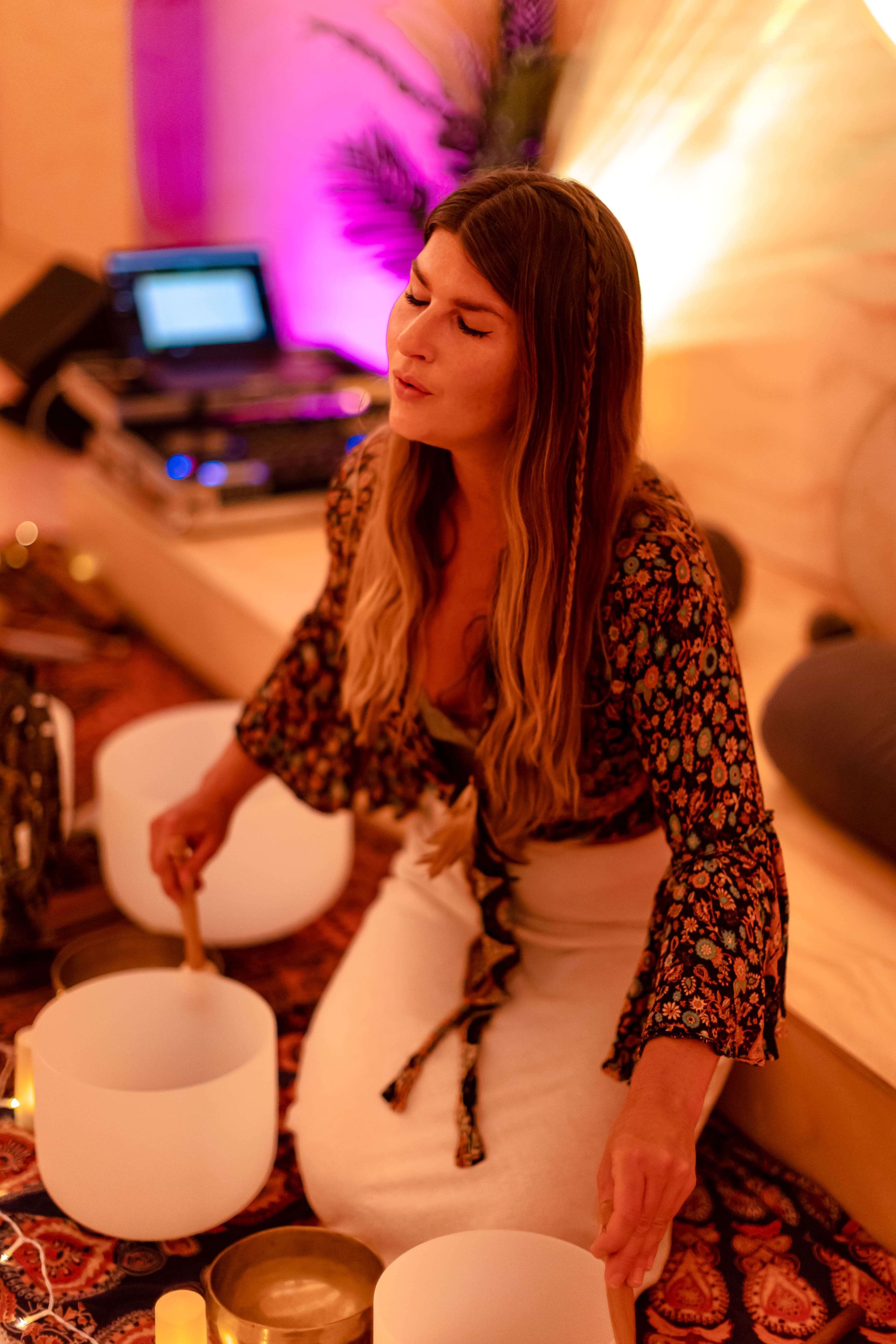Ali-skiba-Melodious-Yogi-breathwork-sound-healing-15-Sydney-northern-beaches-min (1).jpeg