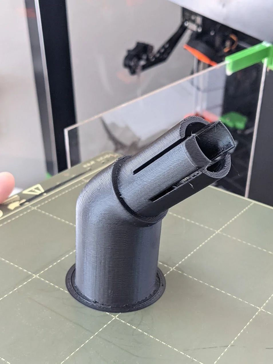 Vacuum nozzle adapter