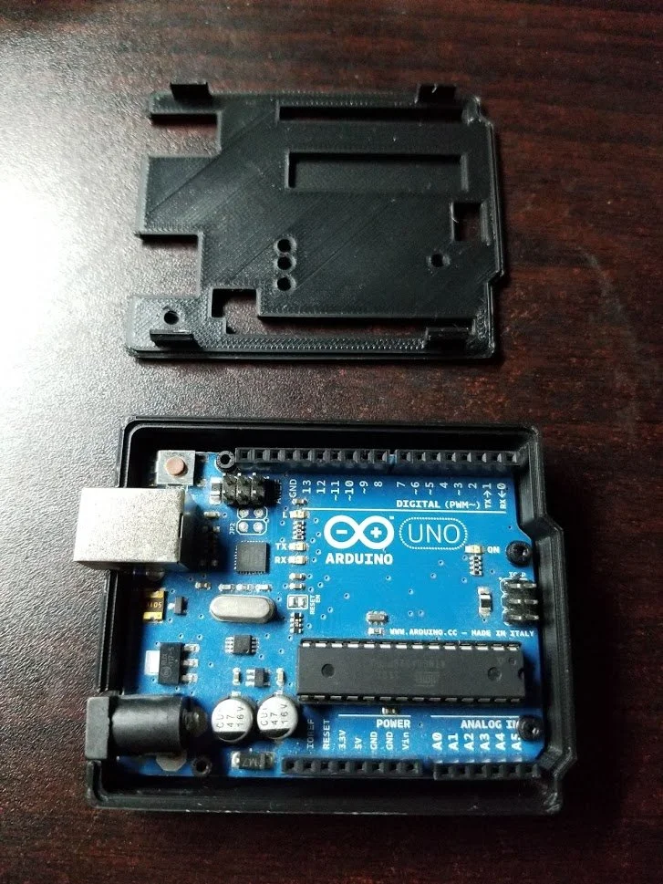 Arduino Uno housing
