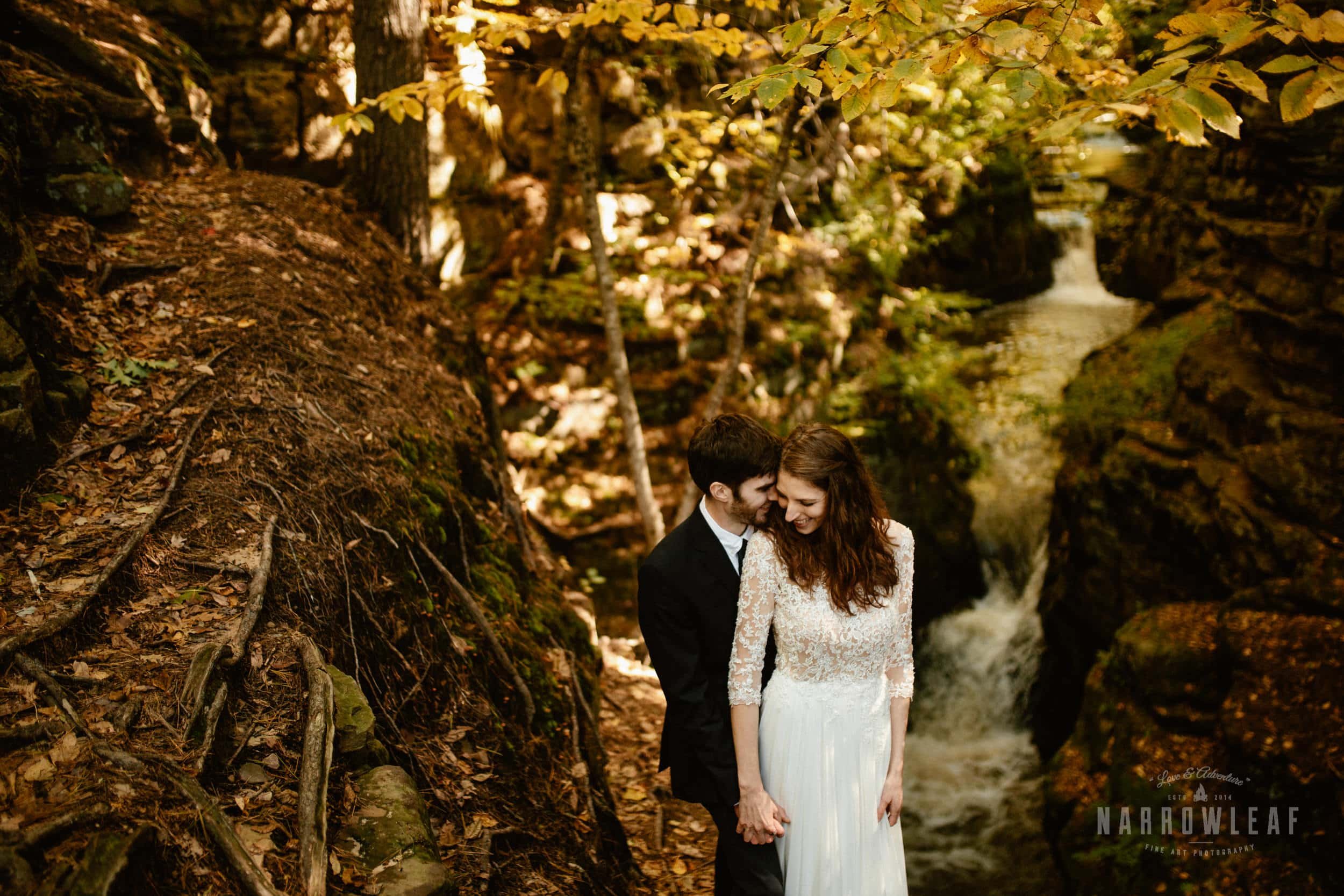 baraboo-elopement-photographer-22.jpg