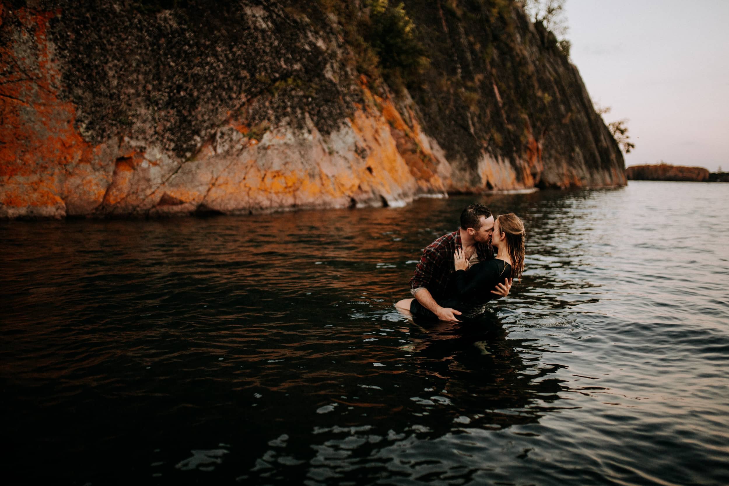 lake-superior-mn-engagement-photos-22.jpg