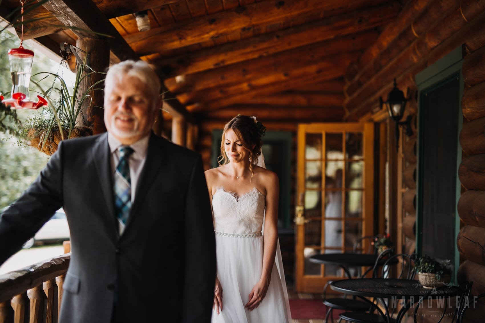 father daughter first look.jpg