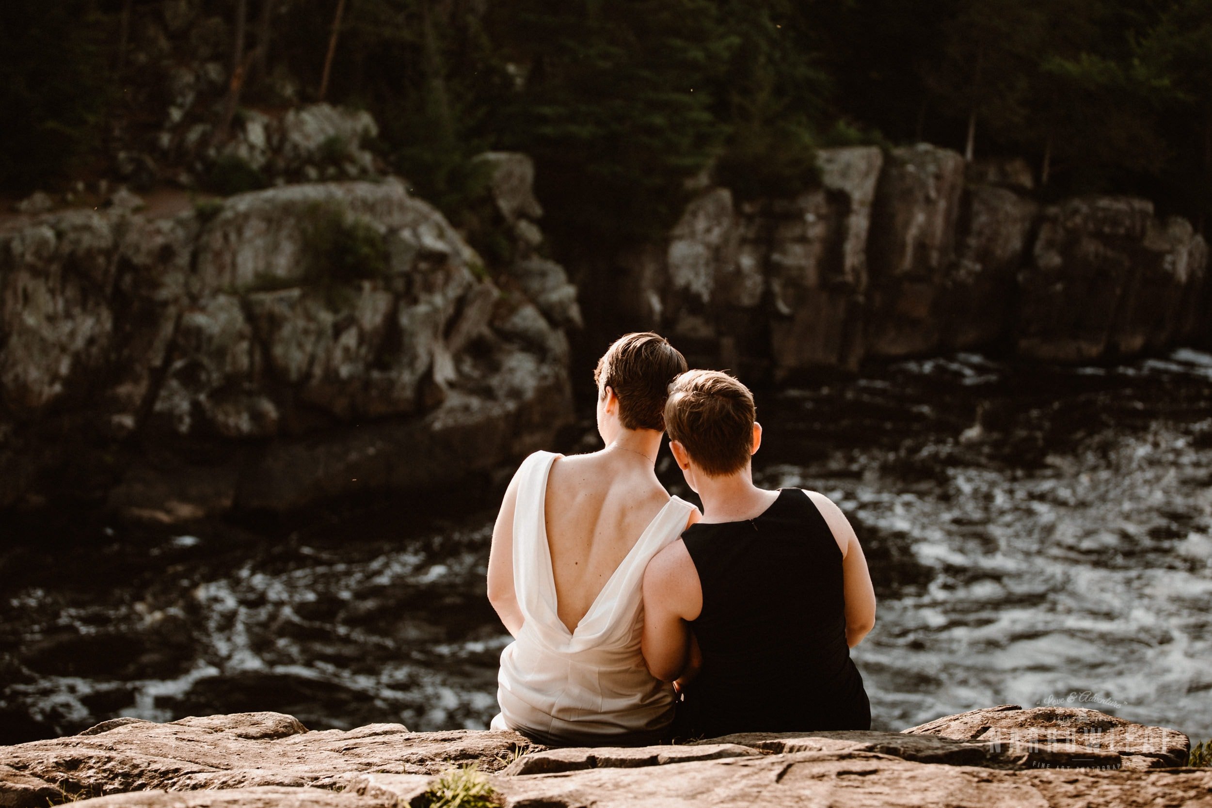 Interstate-Park-Taylors-Falls-Minnesota-Elopement-Photographer-Narrowleaf_Love_and_Adventure_Photogr.jpg (18).jpg