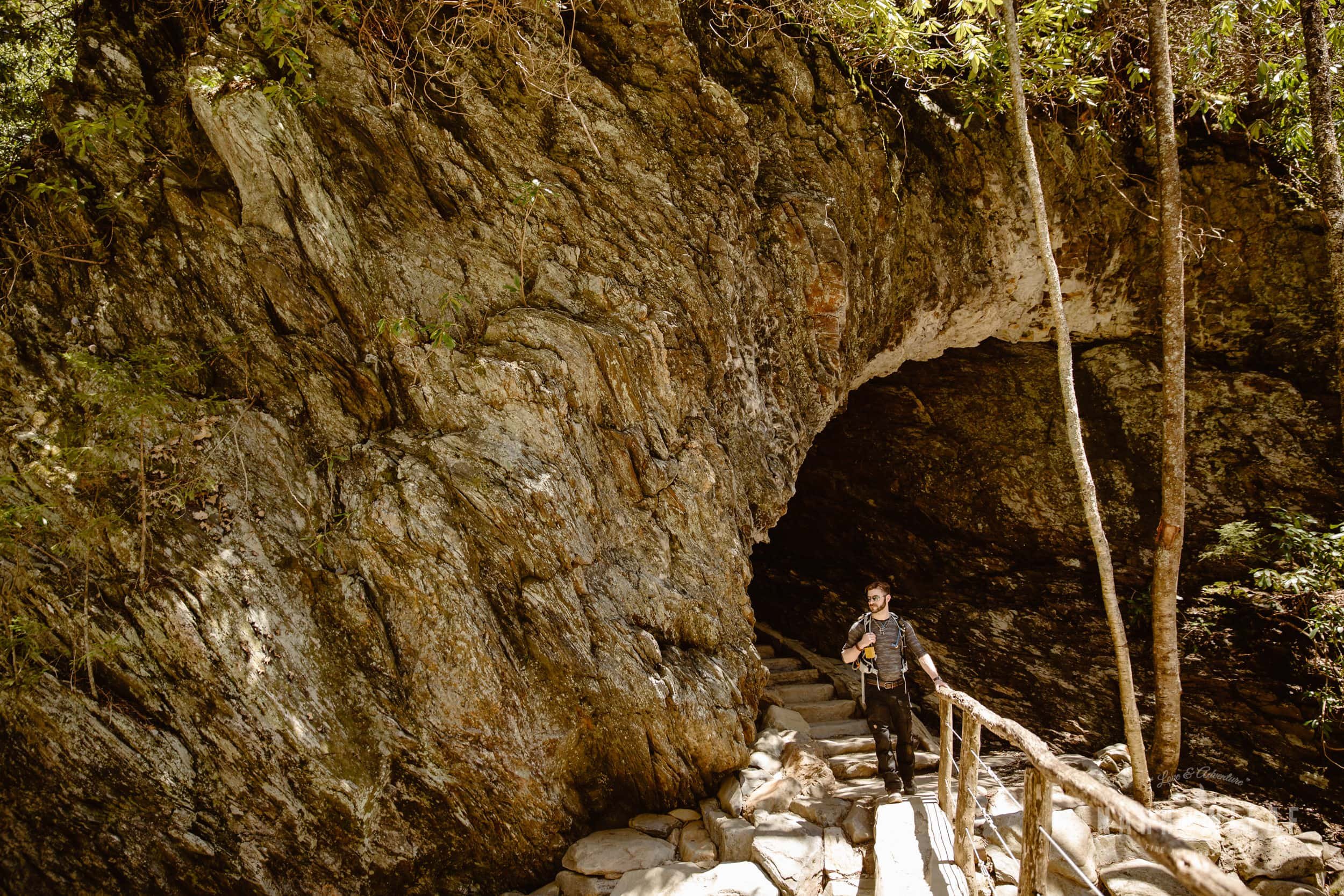 Alum-Cave-Tenneessee-elopement-photographer-Narrowleaf_Love_and_Adventure_Photography-9748.jpg_1.jpg