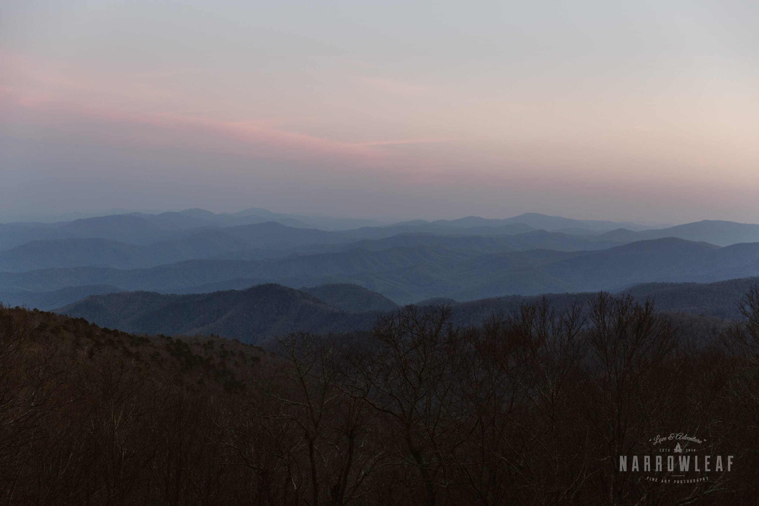 Blue-Ridge-mountains-North-Carolina-elopement-photographer-Narrowleaf_Love_and_Adventure_Photography.jpg (5)_2.jpg