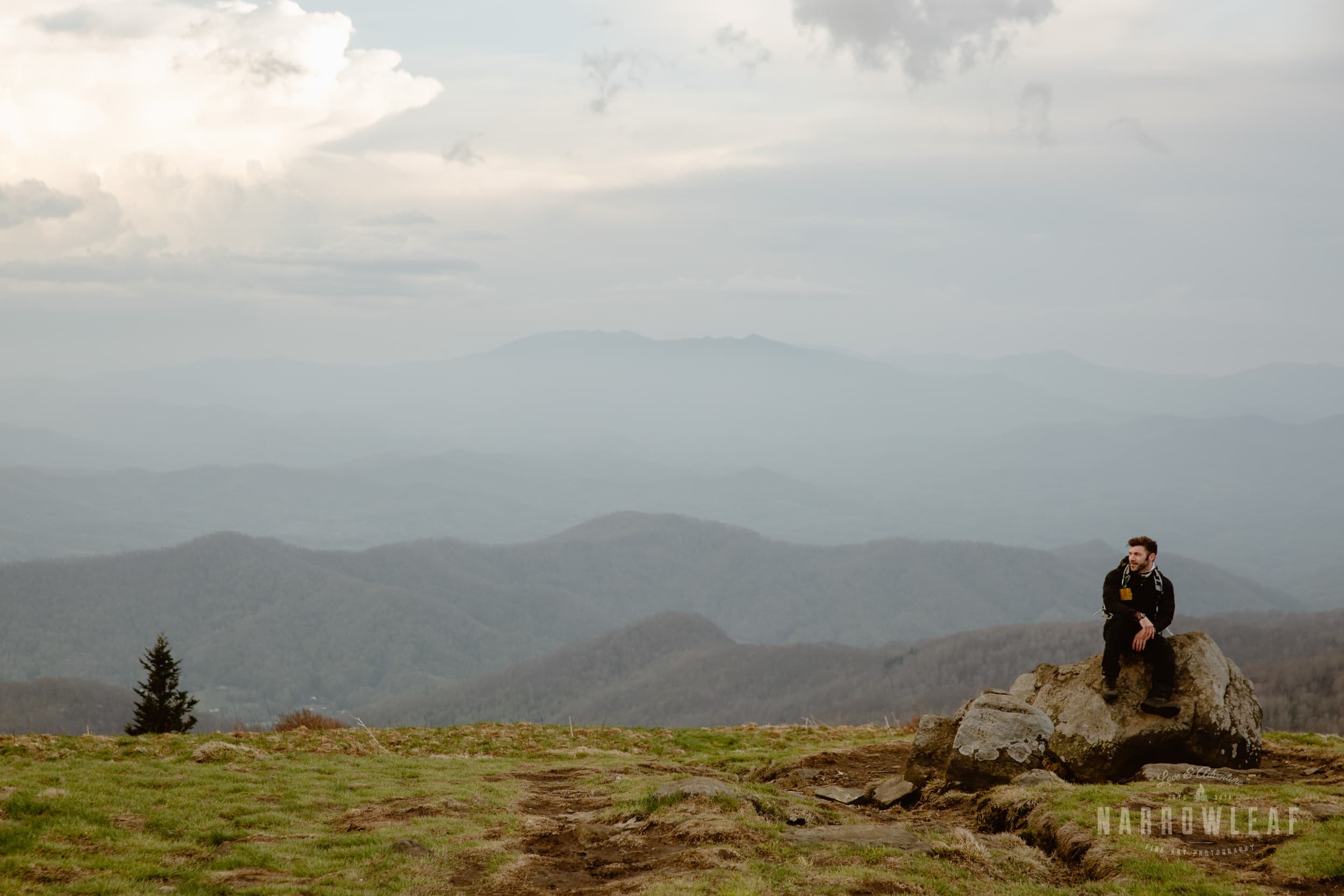 Hiking-Big-Bald-Mountain-Appalachian-Trail-in-Tennessee-Narrowleaf_Love_and_Adventure_Photography-33.jpg.jpg