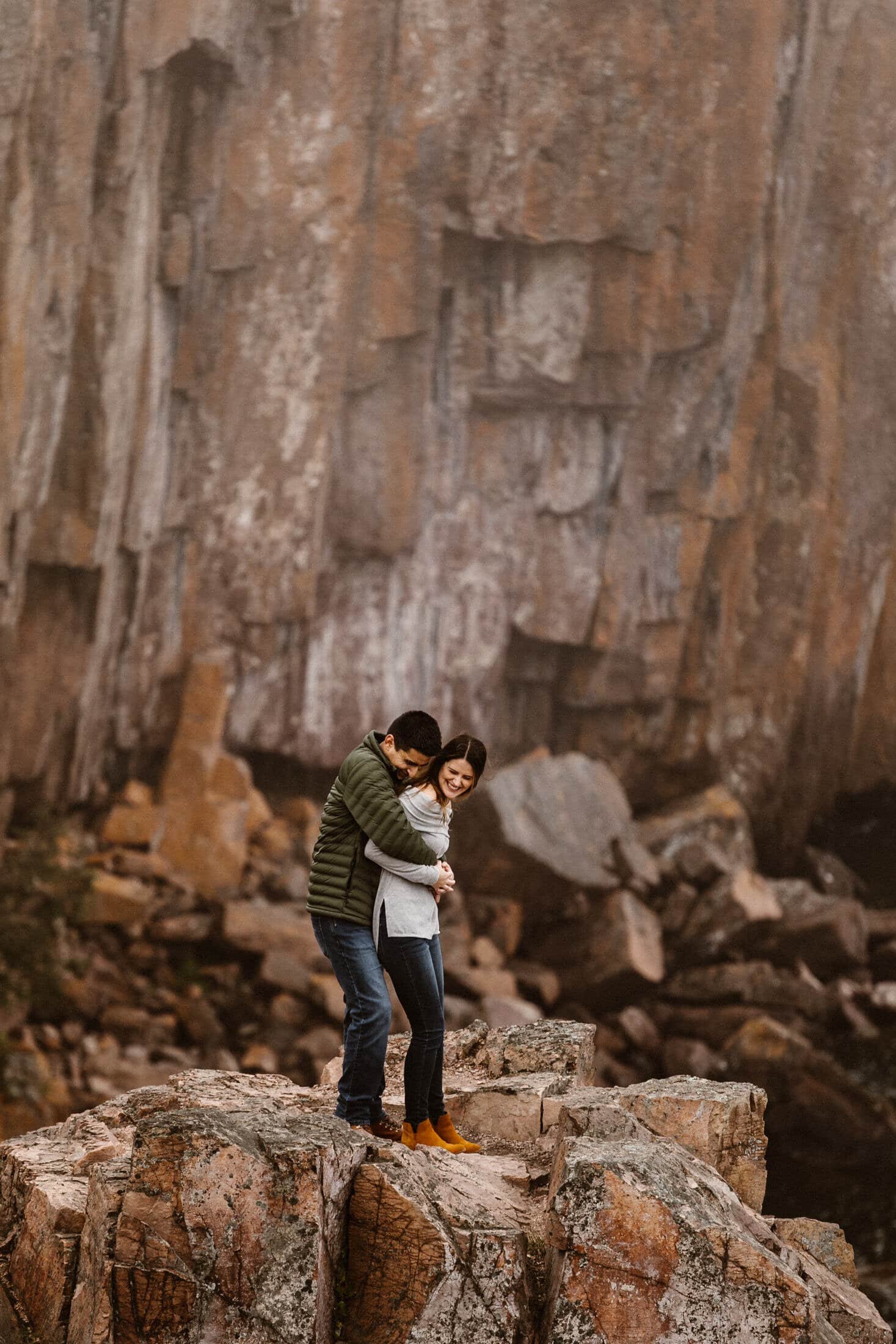 palisade-head-engagement-photos-mn-12.jpg