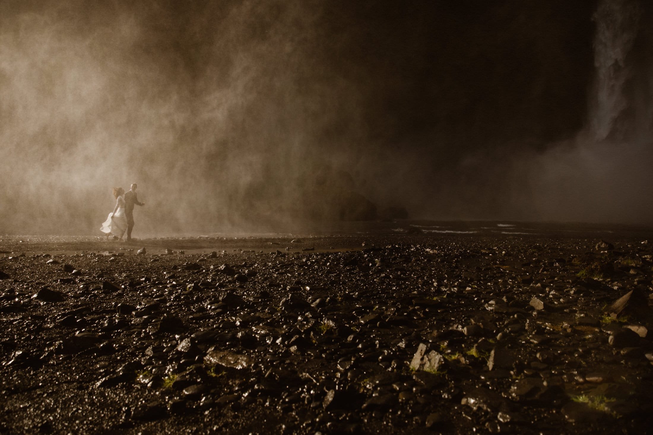 elope-in-a-waterfall-in-iceland-adventure-photographer-5432-2.JPG