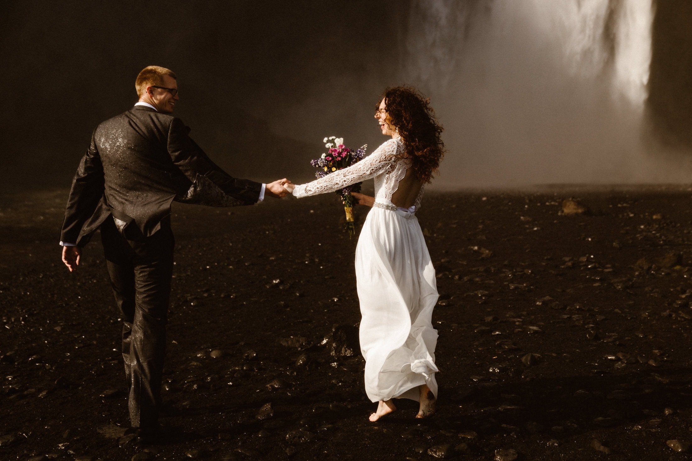 iceland-wedding-photos-17.jpg