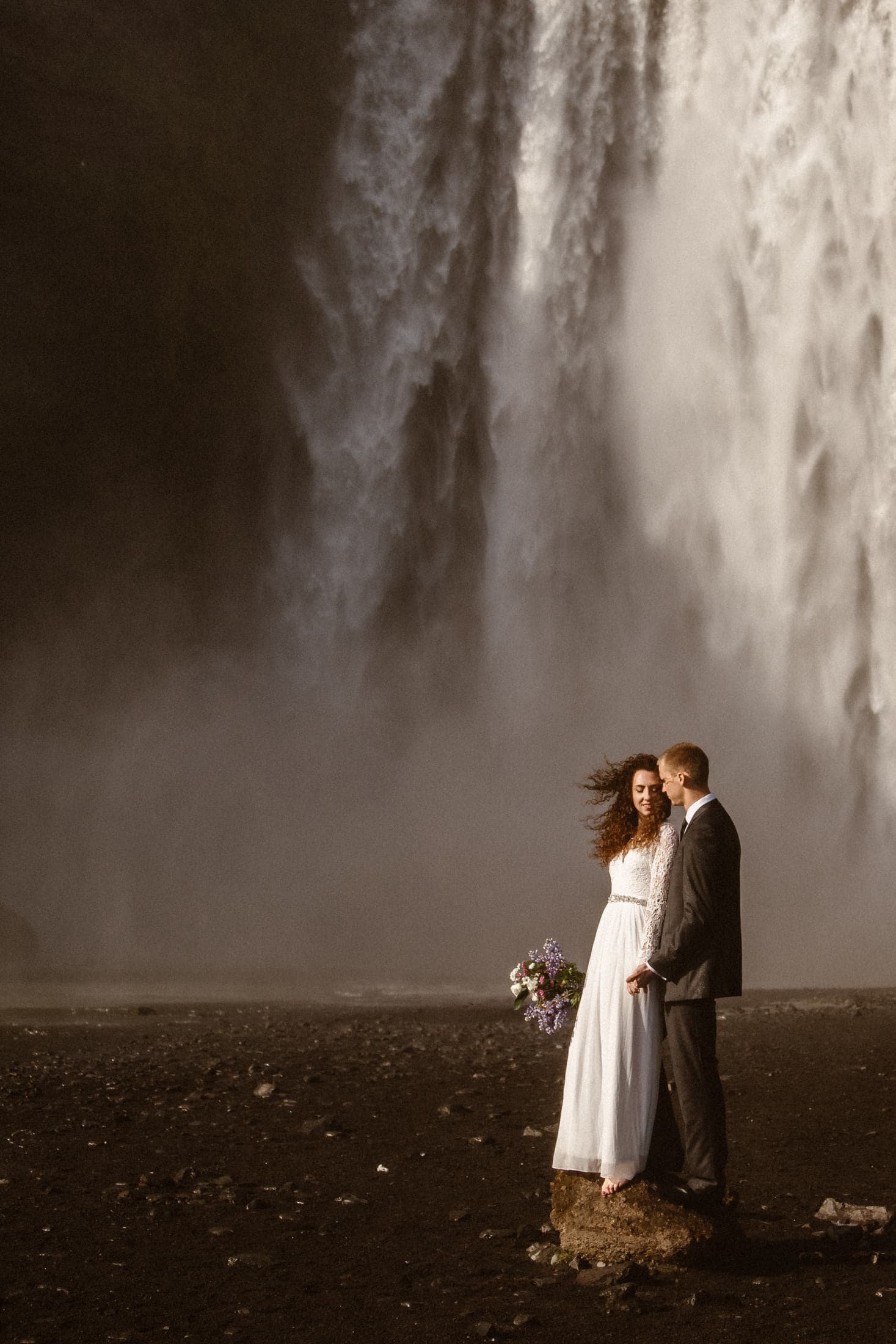 iceland-wedding-photos-35.jpg