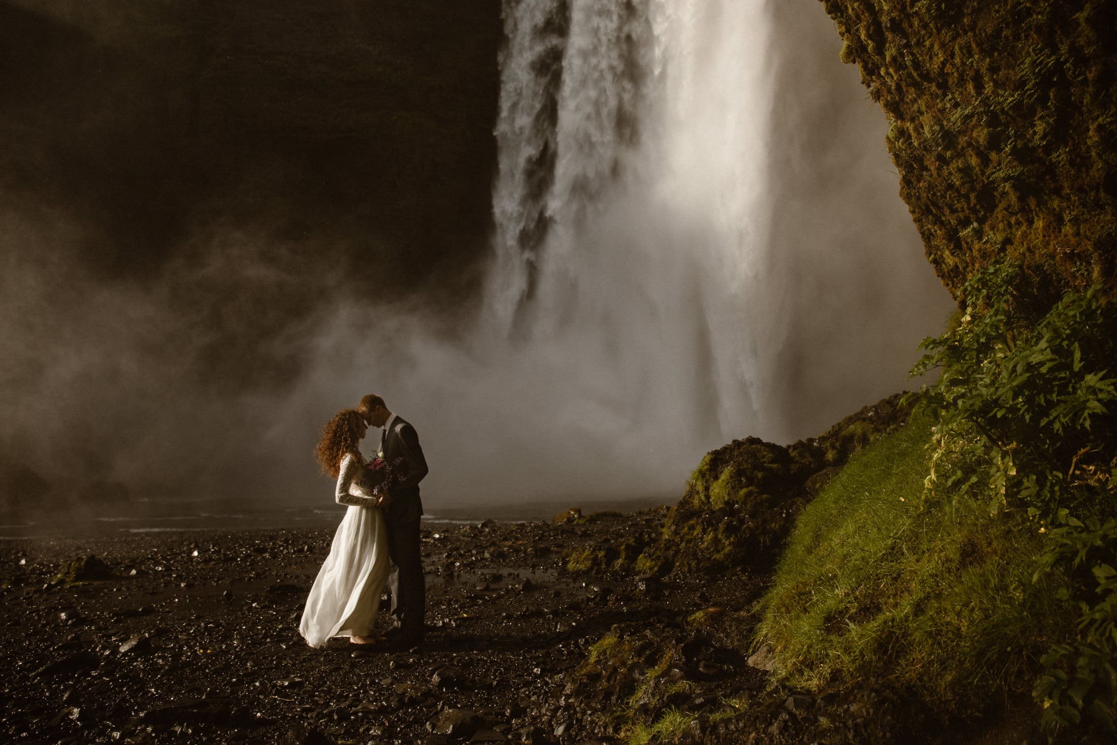 elopement-wedding-in-iceland-adventure-photography-5231-2.JPG