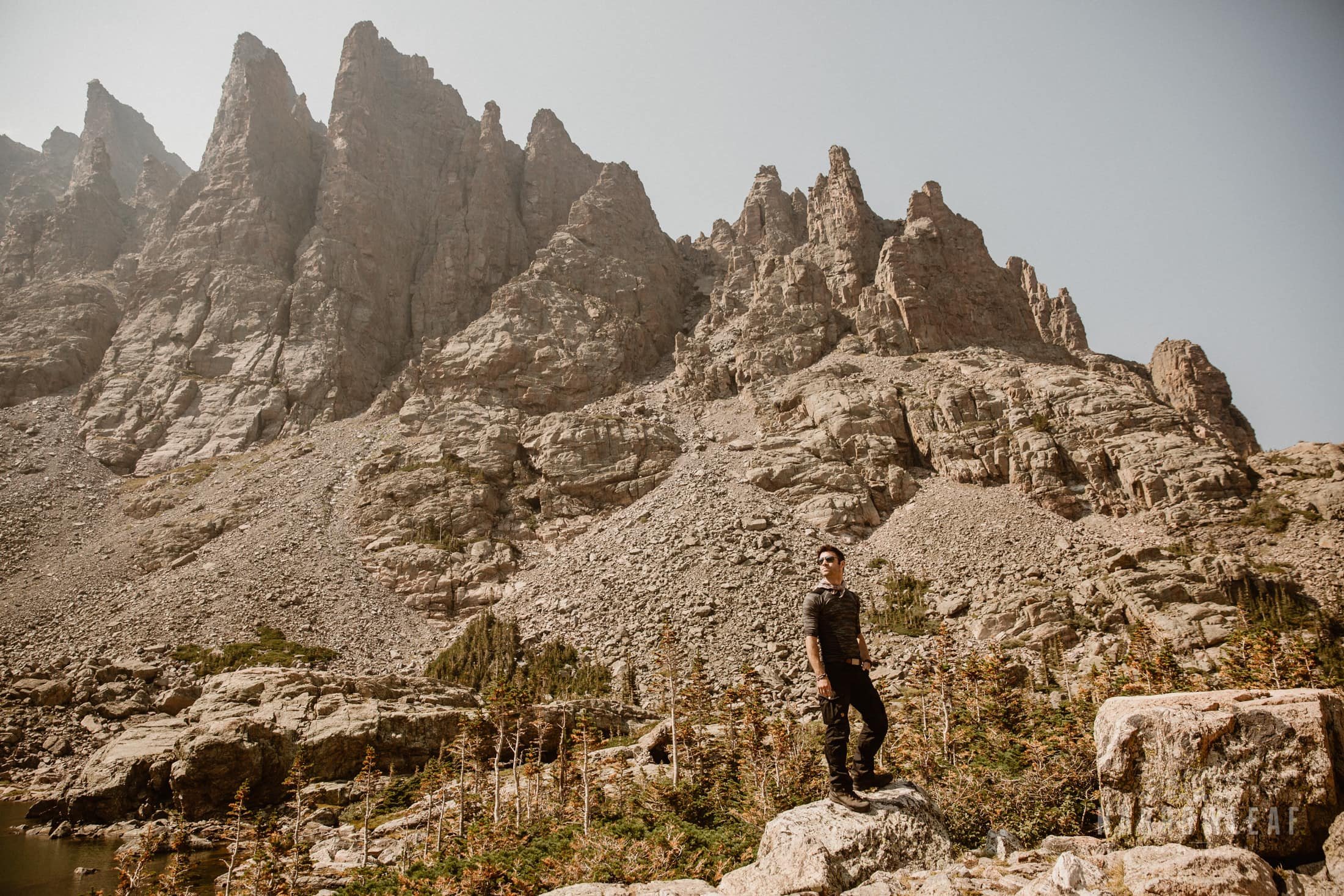 colorado-adventure-elopement-photographer-hiking-sky-pond-Narrowleaf_Love_and_Adventure_Photography-.jpg (4).jpg