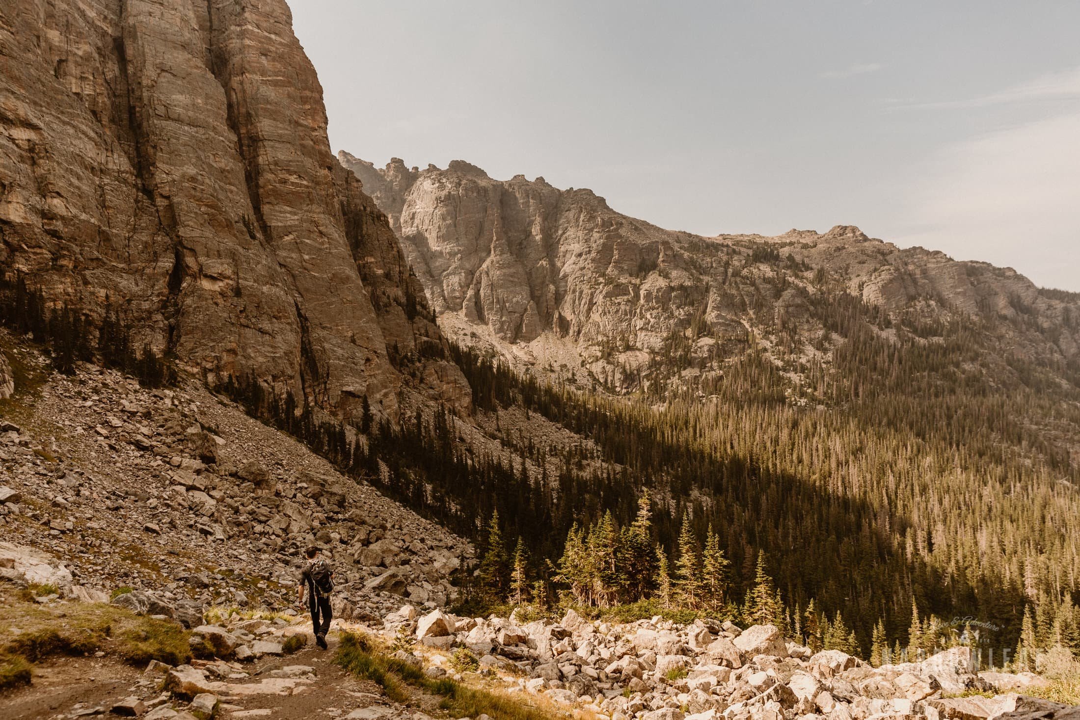 colorado-adventure-elopement-photographer-hiking-sky-pond-Narrowleaf_Love_and_Adventure_Photography-.jpg (10).jpg